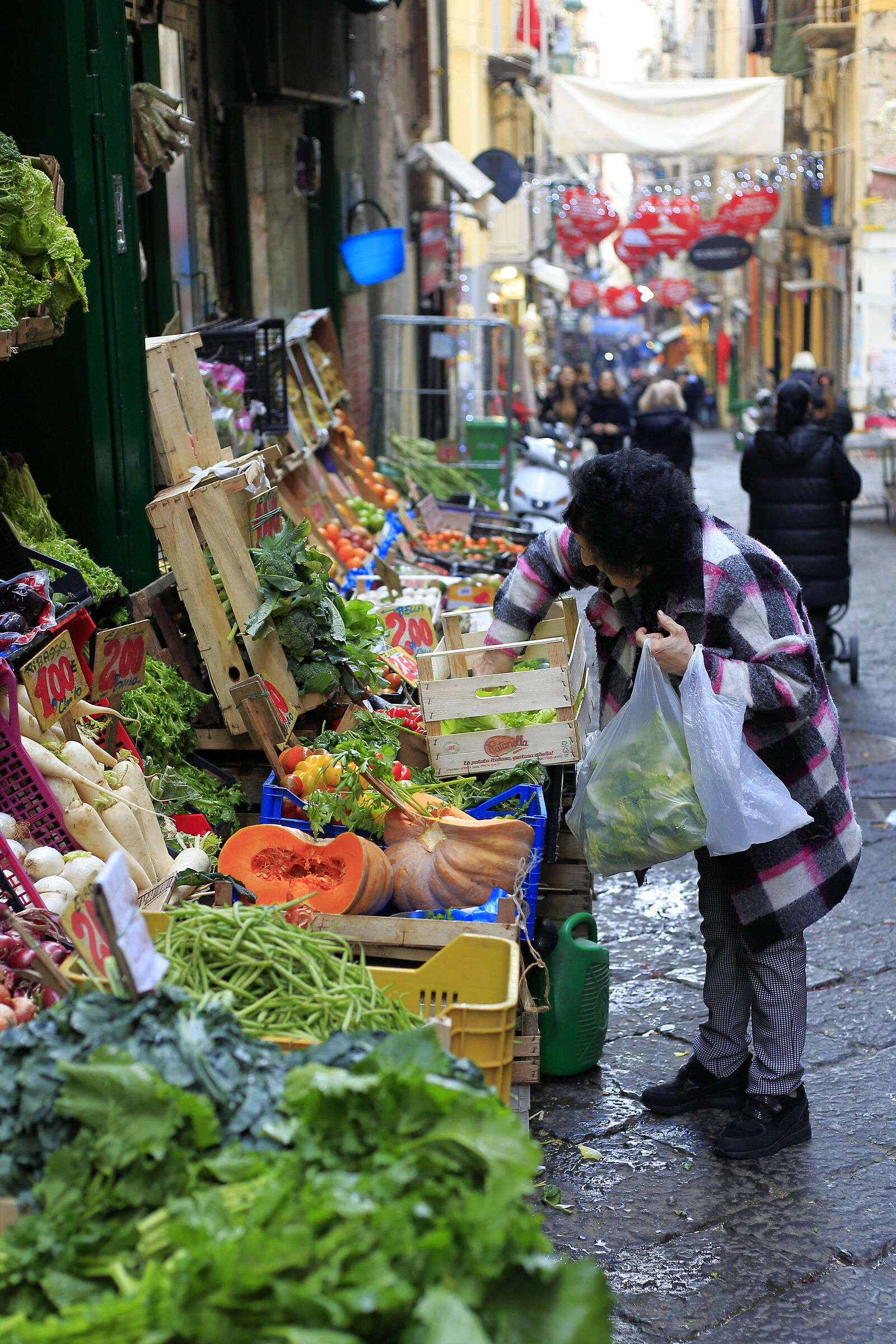 Shopping in the Spanish Quarters