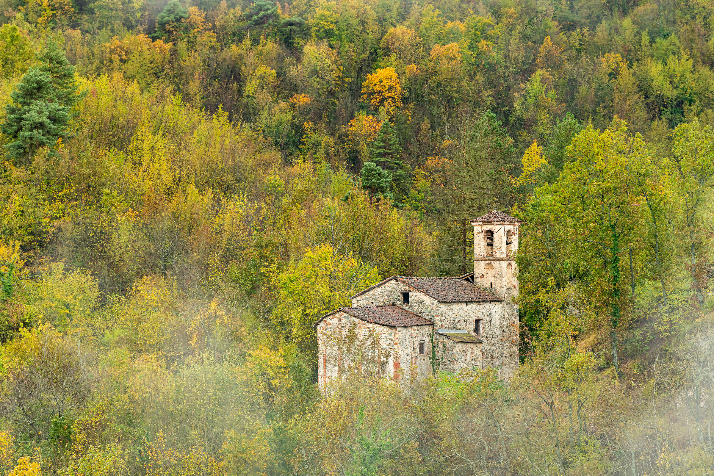 The little mountain church