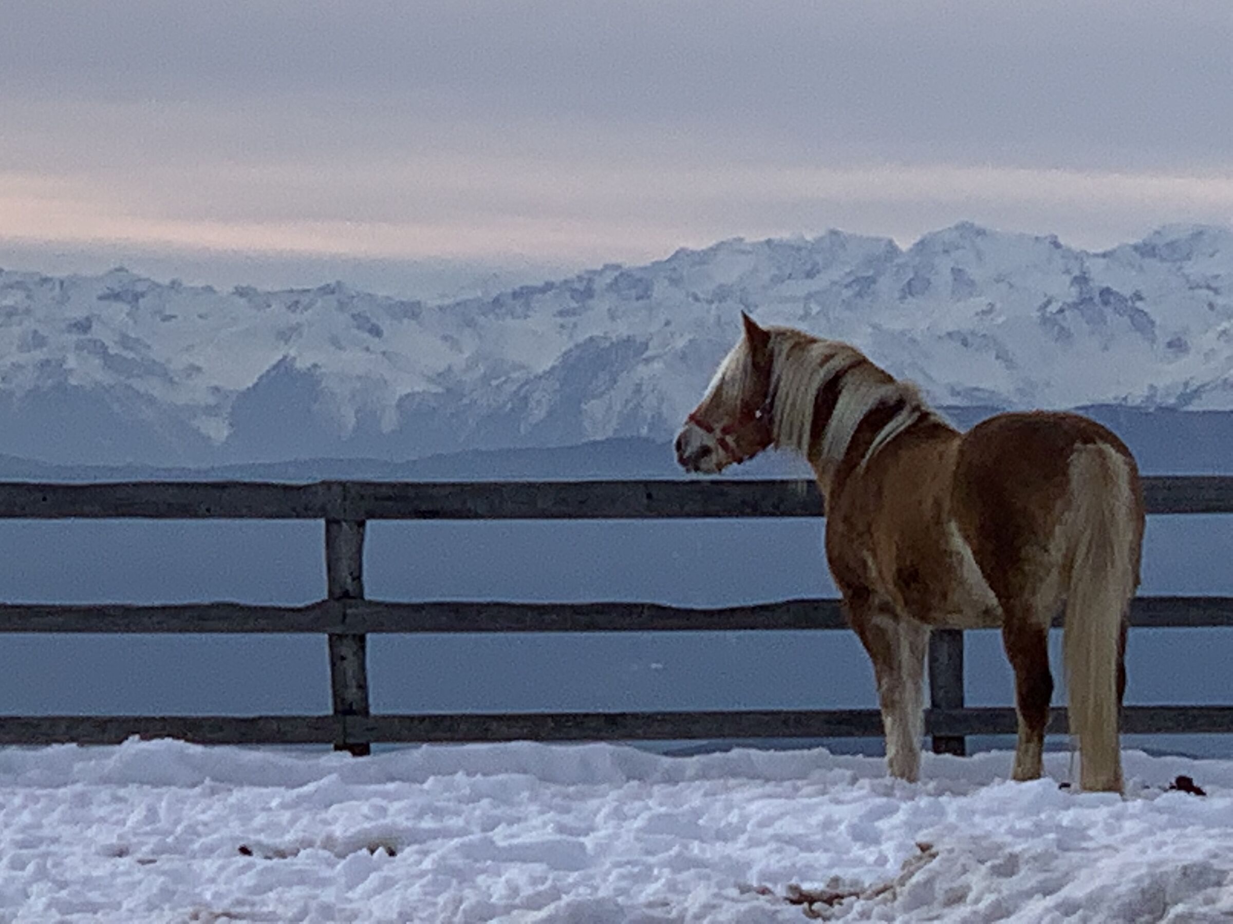Sguardo oltre la vallata