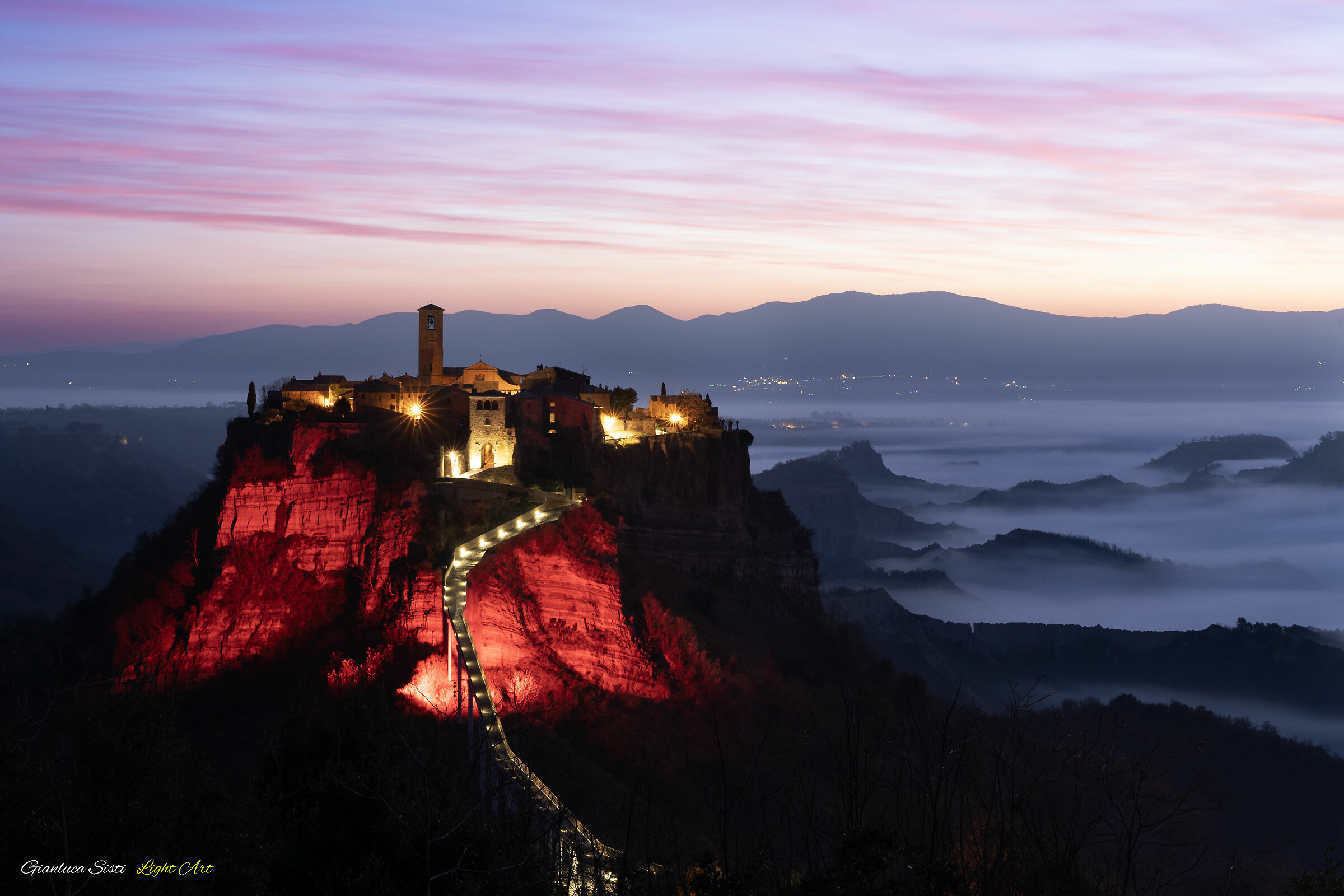 Civita in red