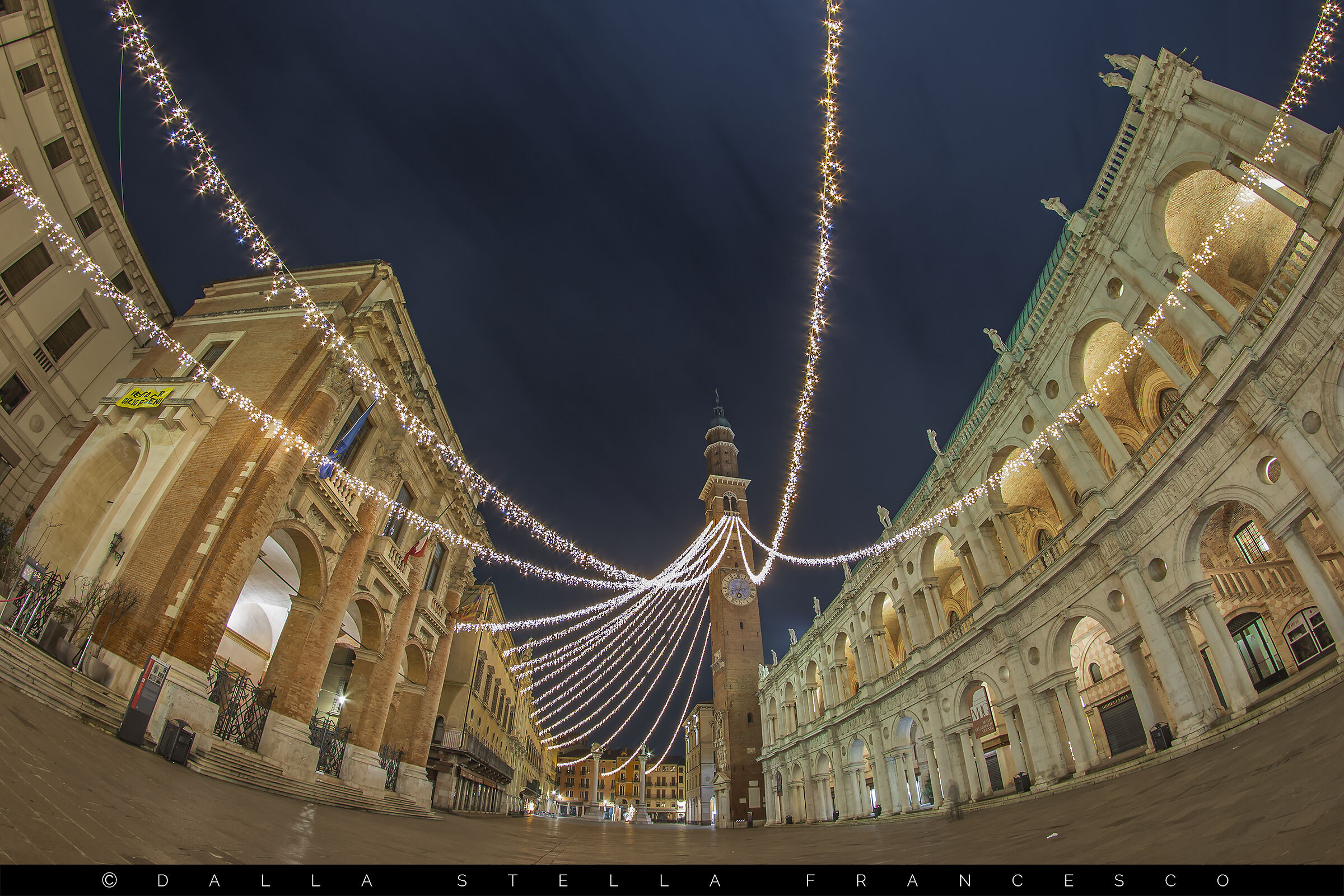 Piazza dei Signori in HDR