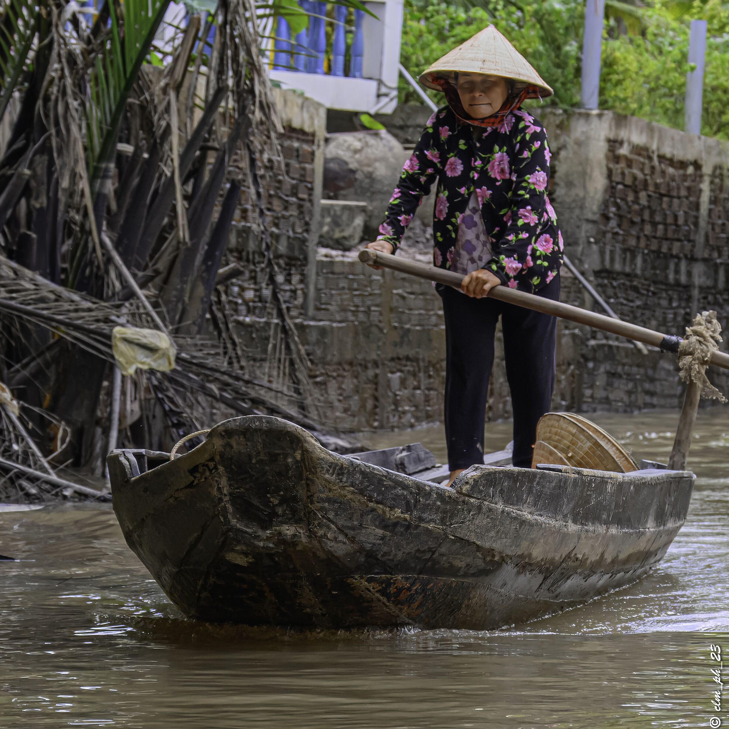Cambodia: Siem Reap Floating Village, life on the river