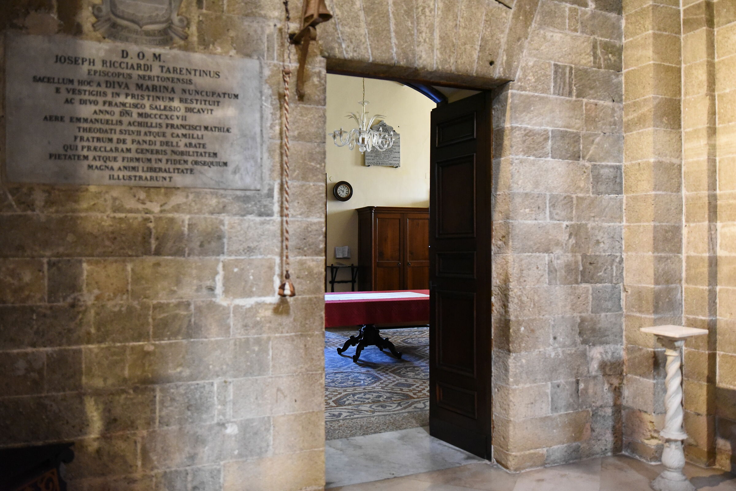 @ F. 1.7 " ISO 8 Mila ", Sigma 28, 1.4 Art- Nikon ...