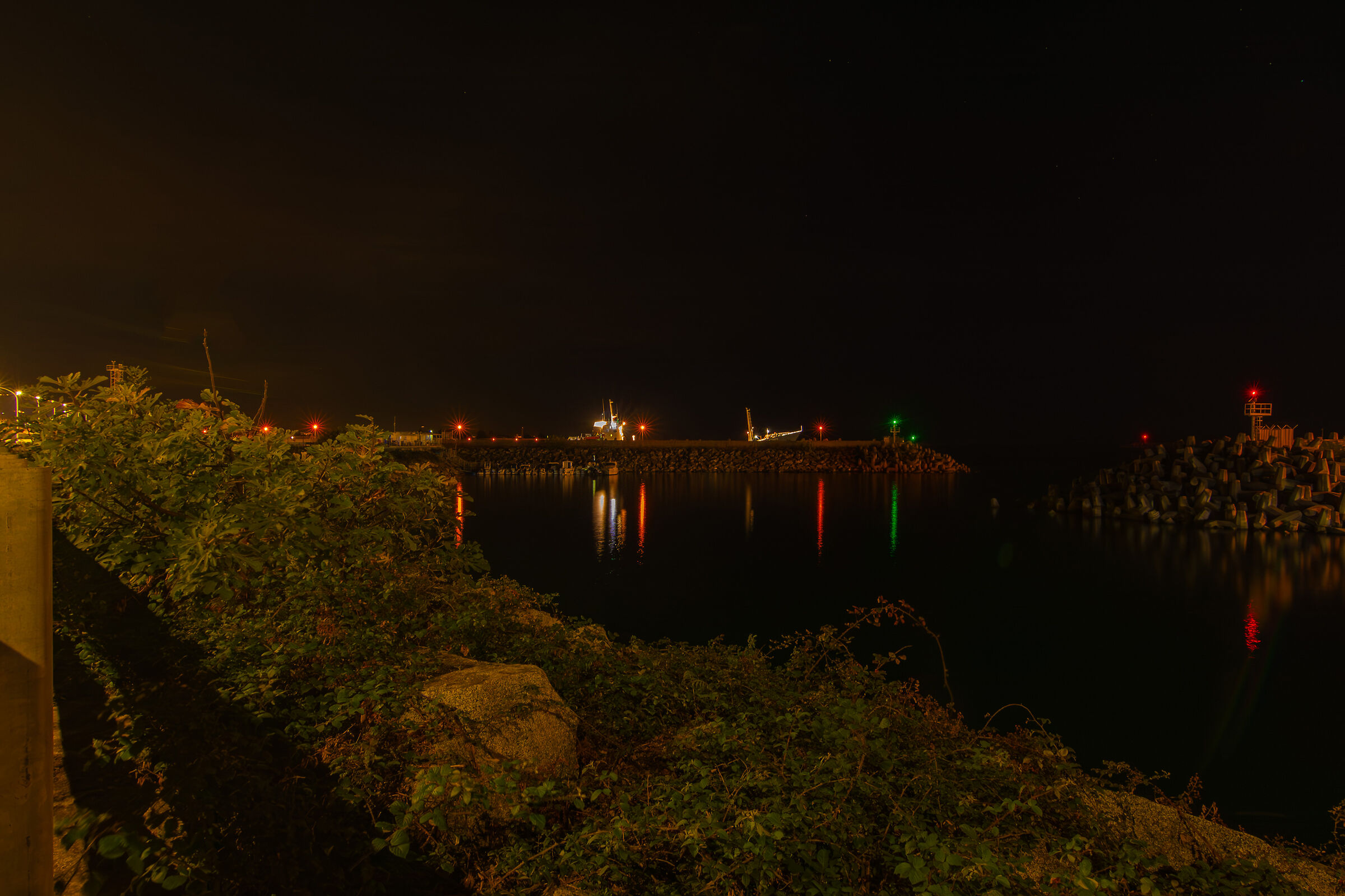 Port of Gioia Tauro - At night from the marina 4