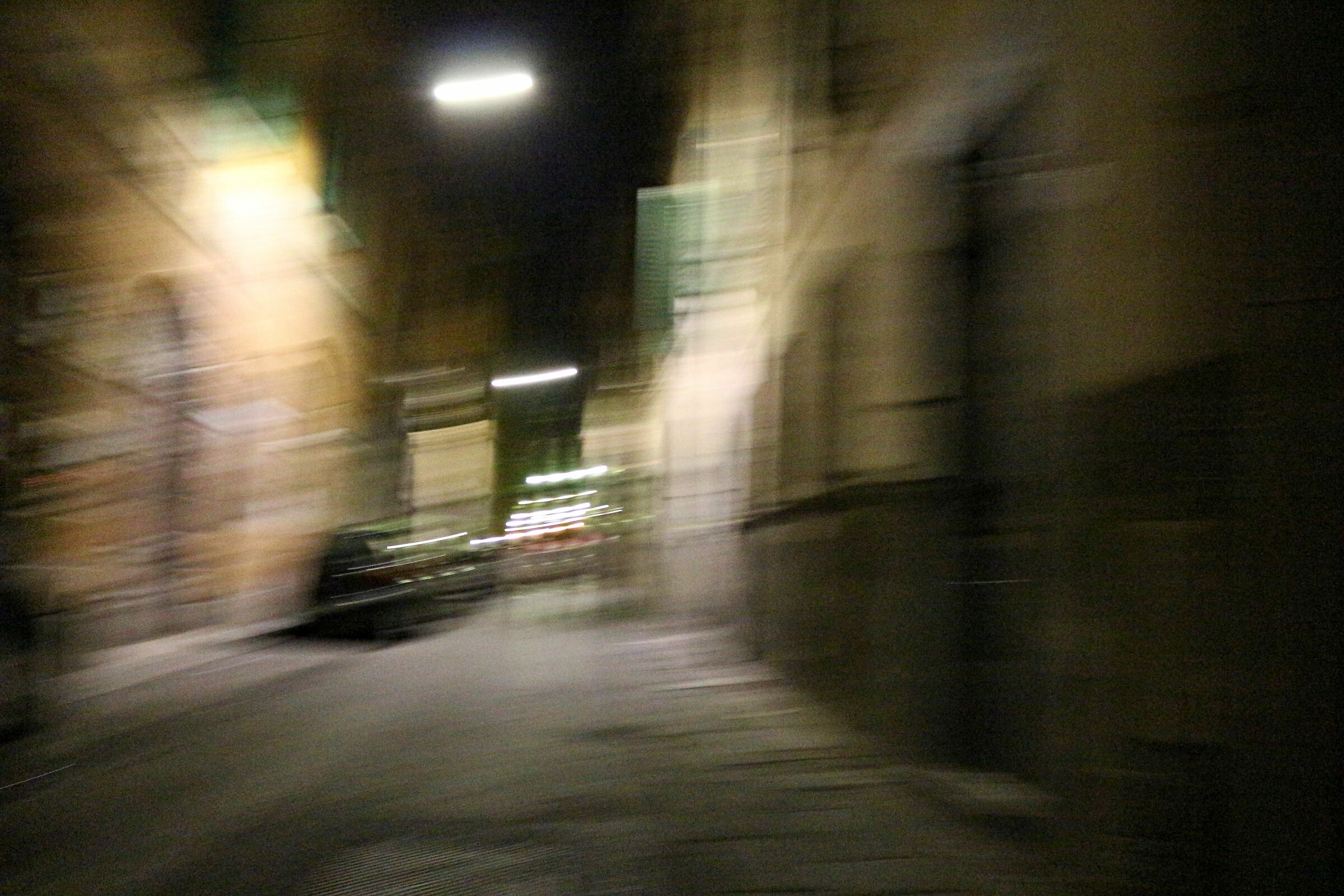 Attimo Fuggente = Scatto Involontario