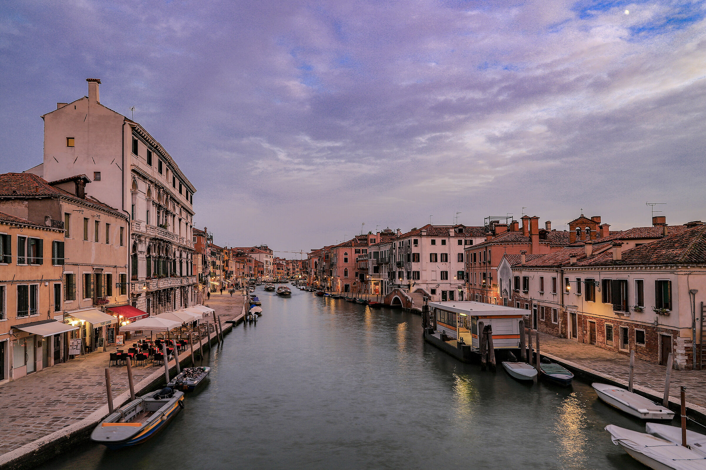 si accendono le prime luci a Cannaregio 2