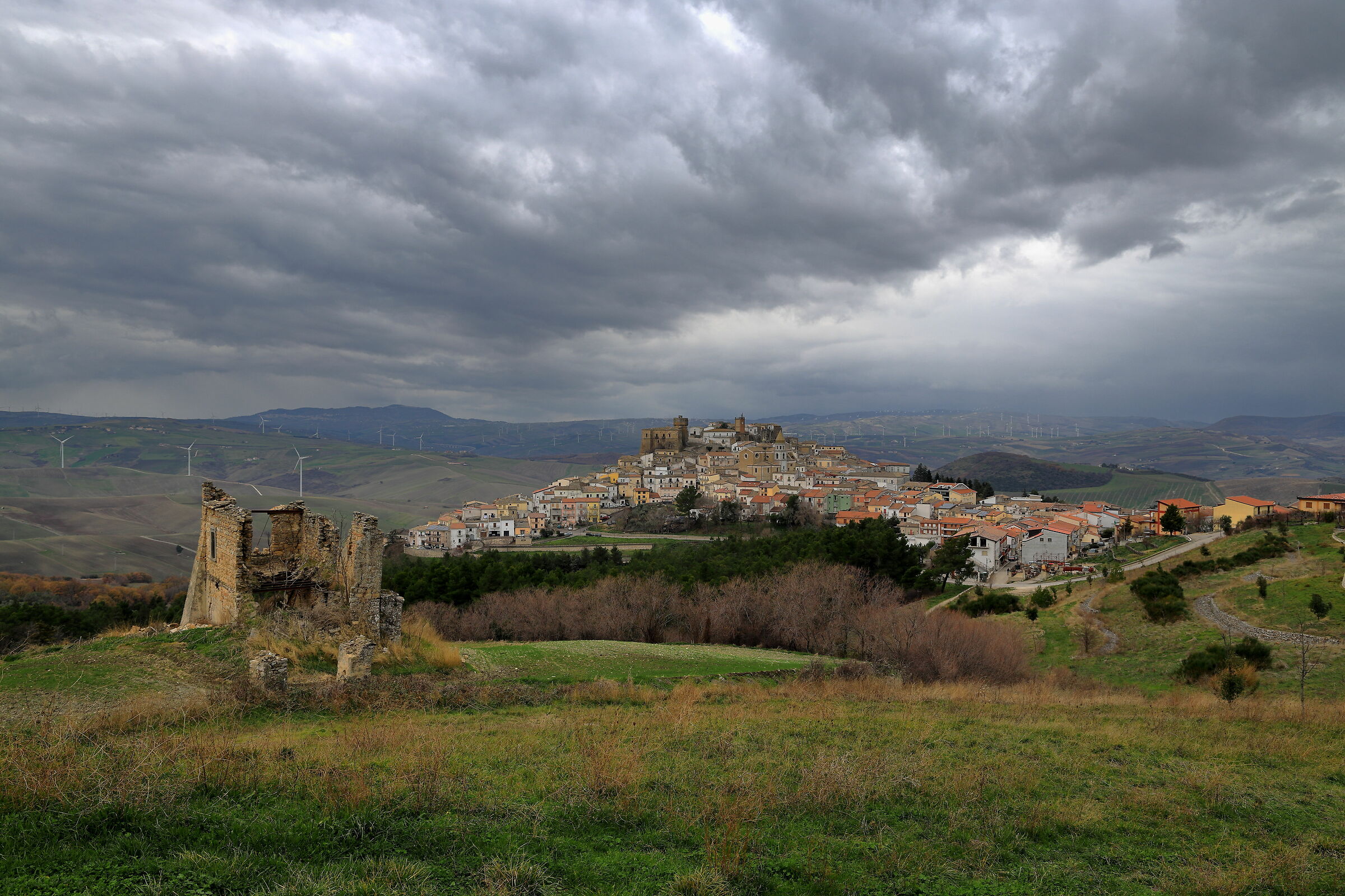 Sotto un cielo invernale