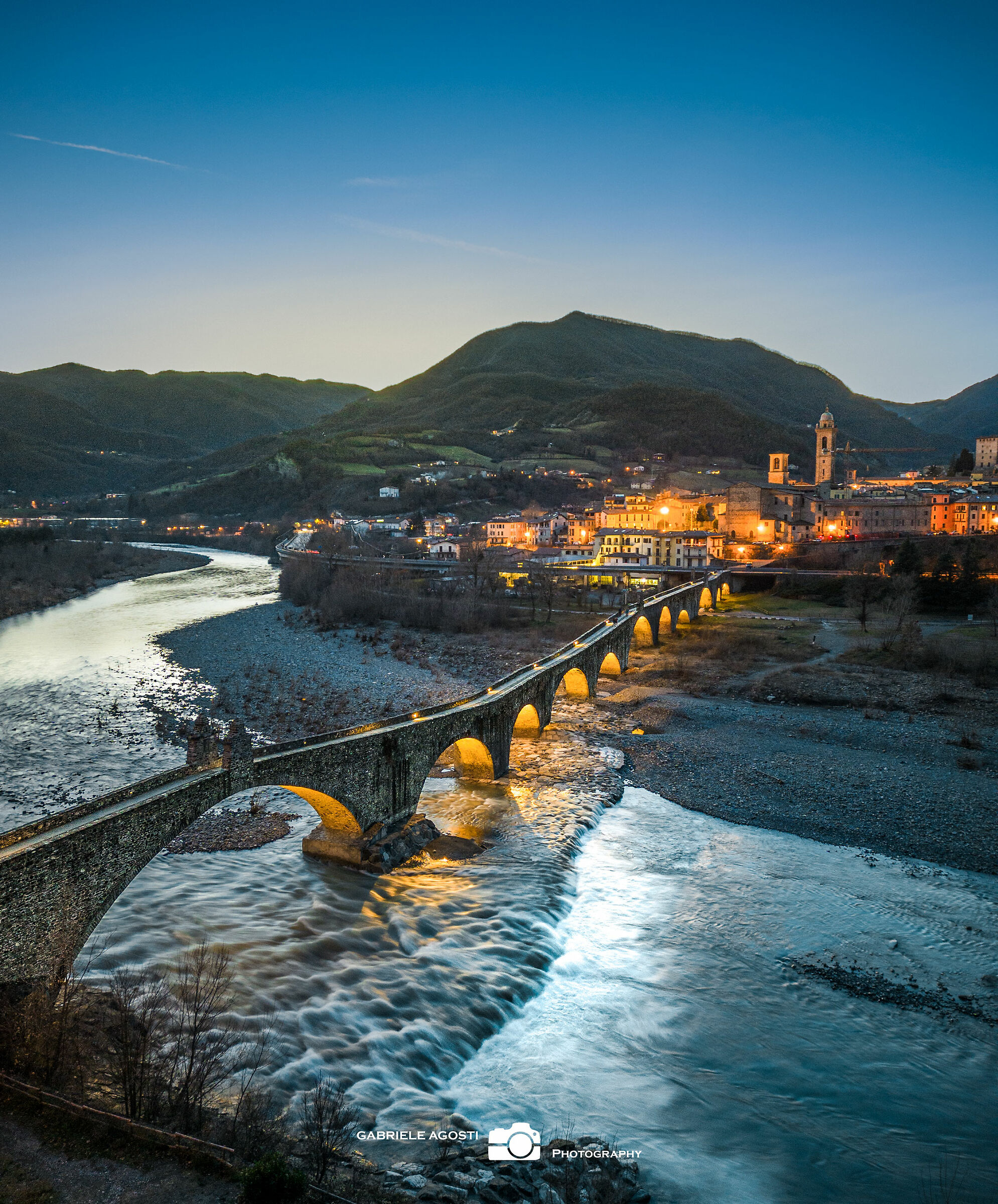 Vertical Hunchback Bridge