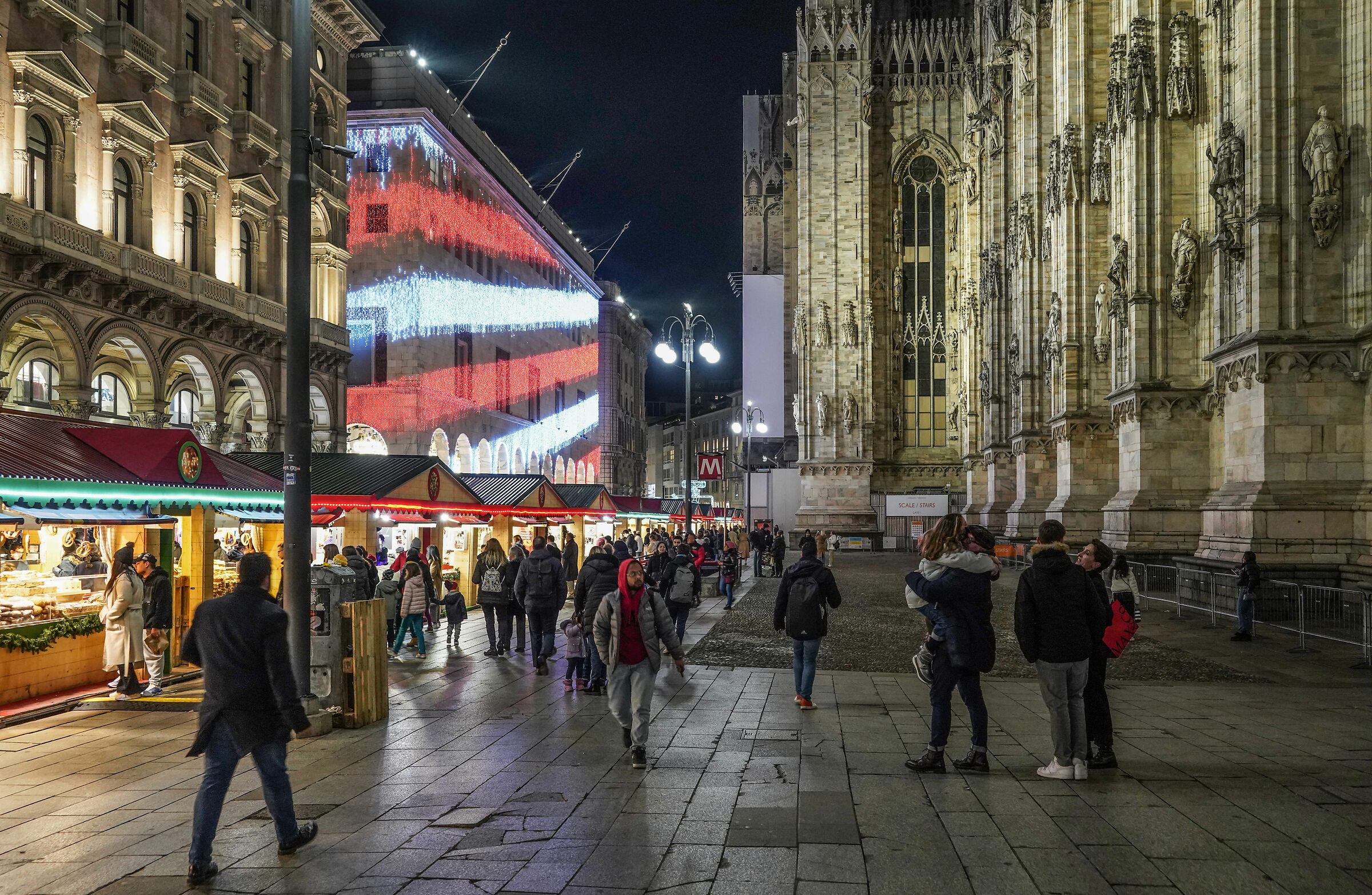 Piazza del Duomo - 4 gennaio 2024. 18:35