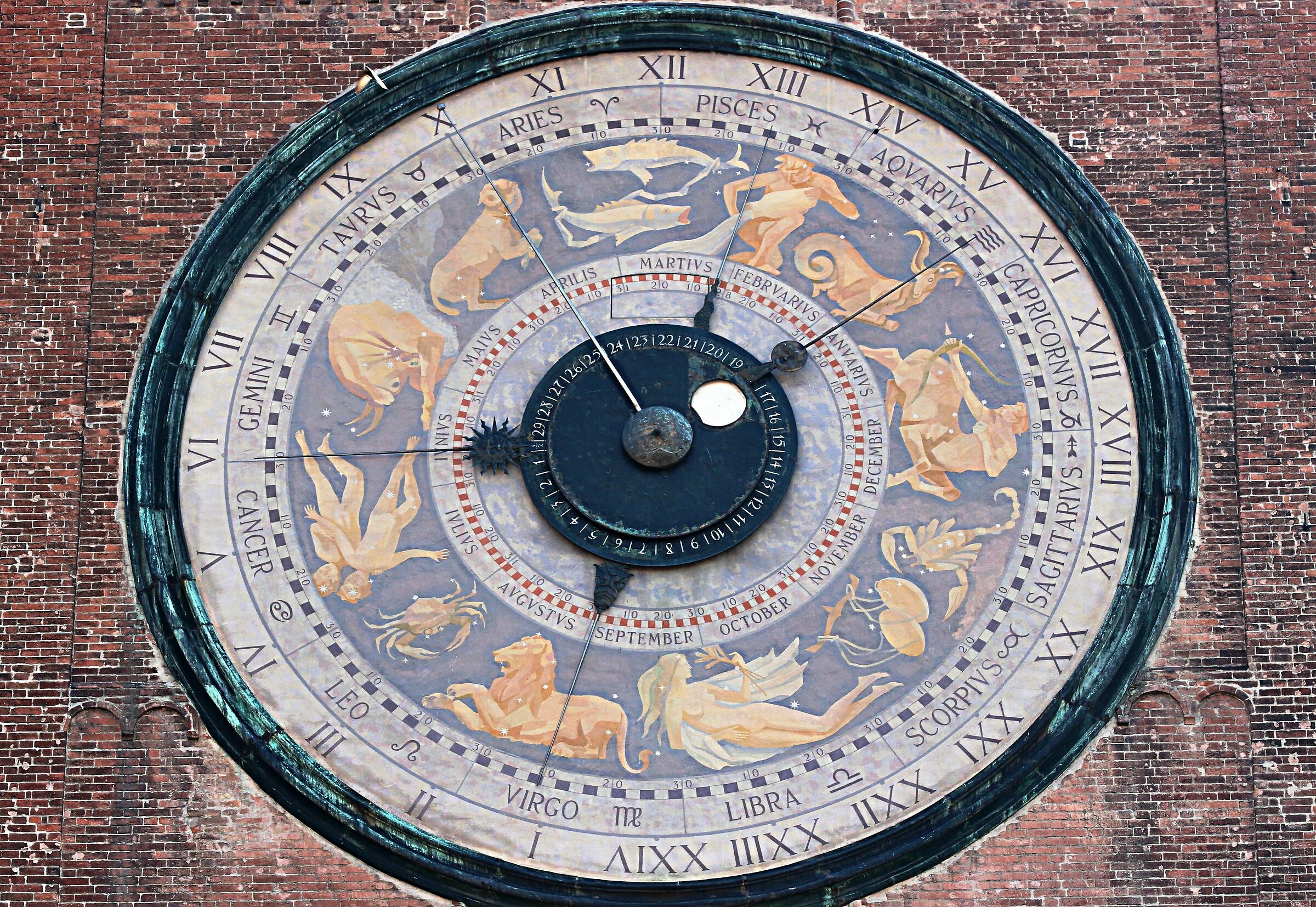 the astronomical clock of the Torrazzo di Cremona