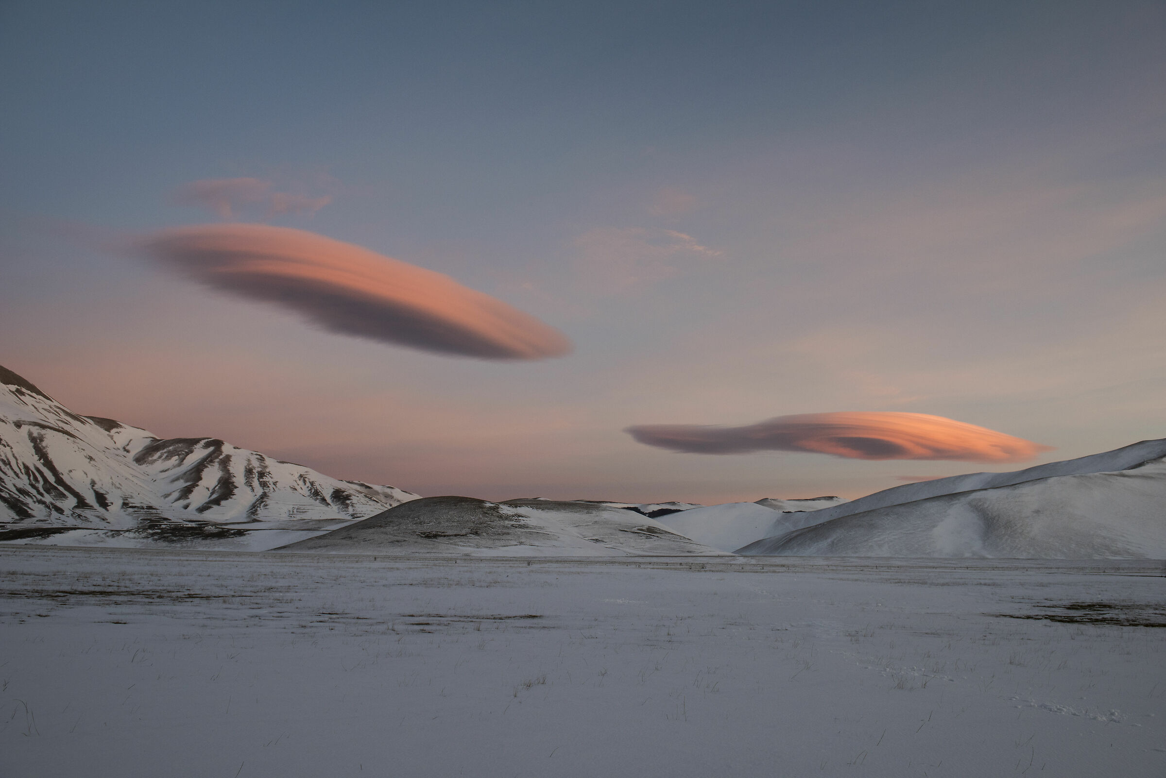 Castelluccio - lenticular clouds