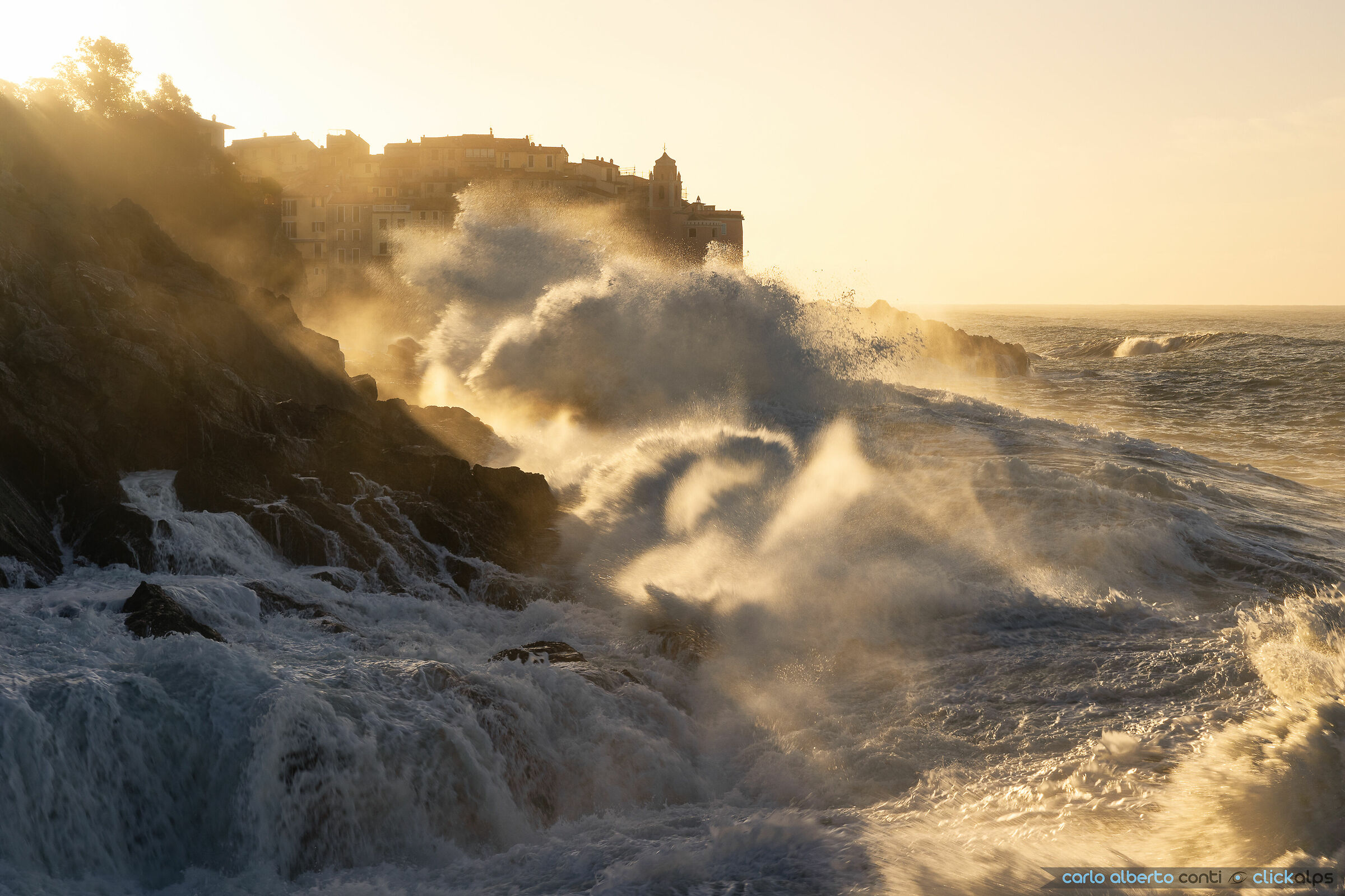 Seastorm in Tellaro