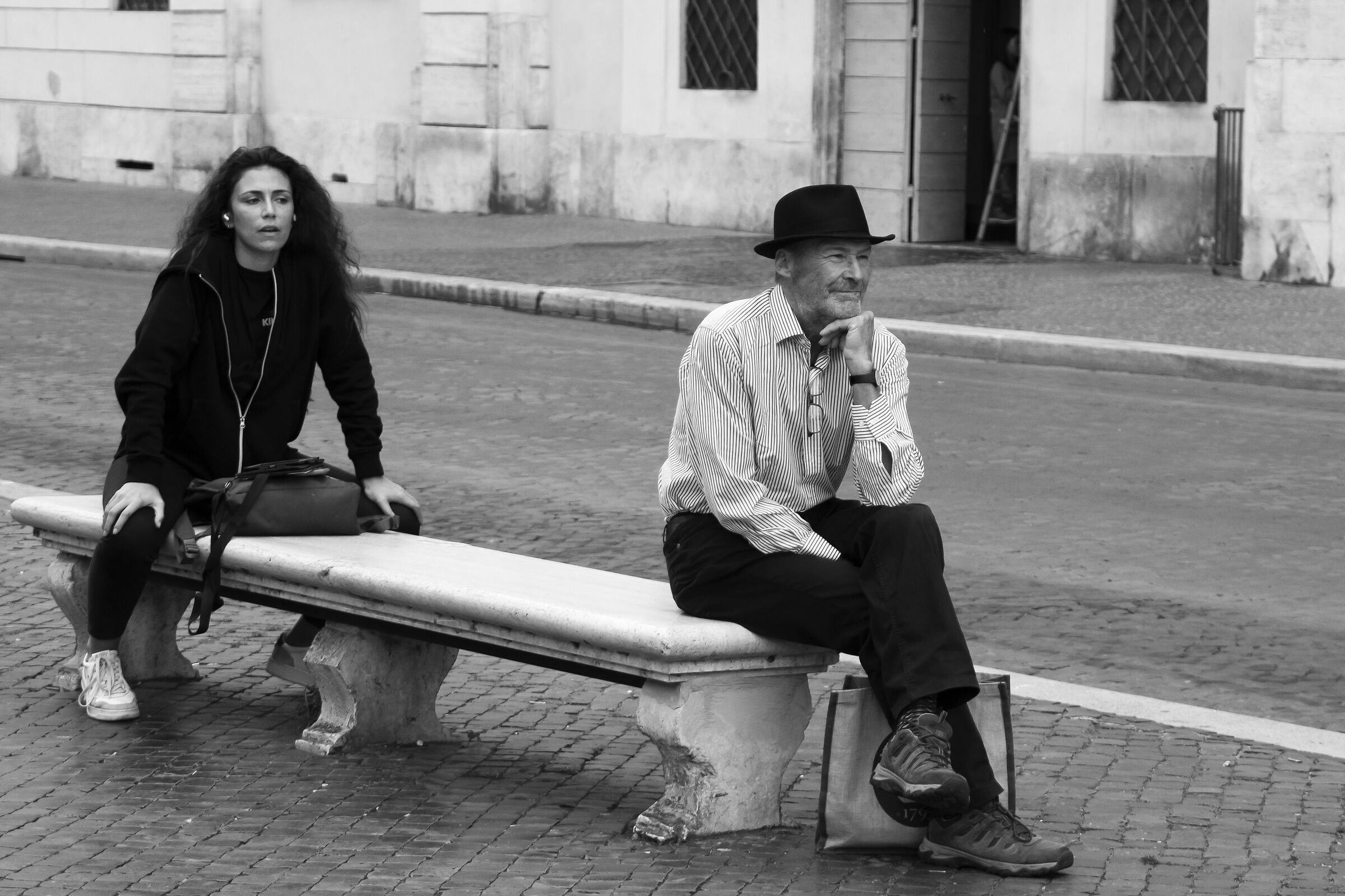 Libera interpretazione - l'ipotesi della solitudine-1..