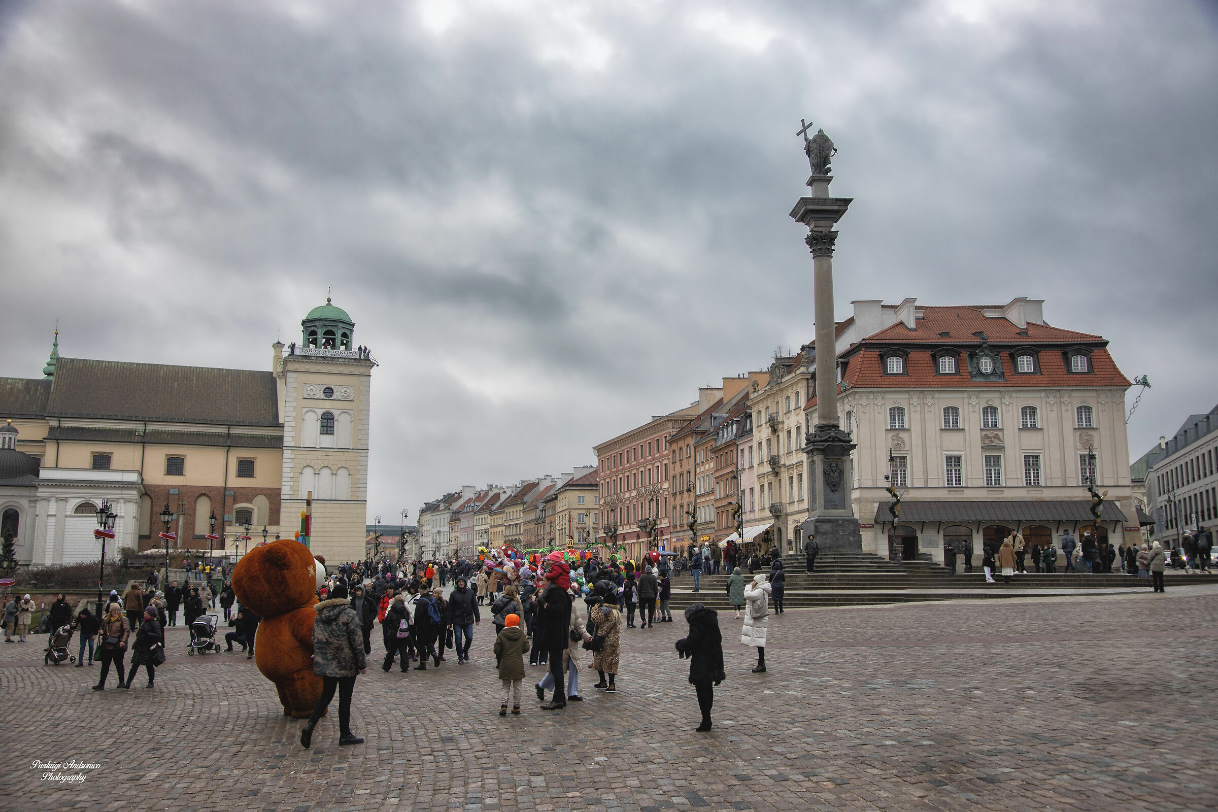 Krakowskie Przedmieście vista da Plac Zamkowy