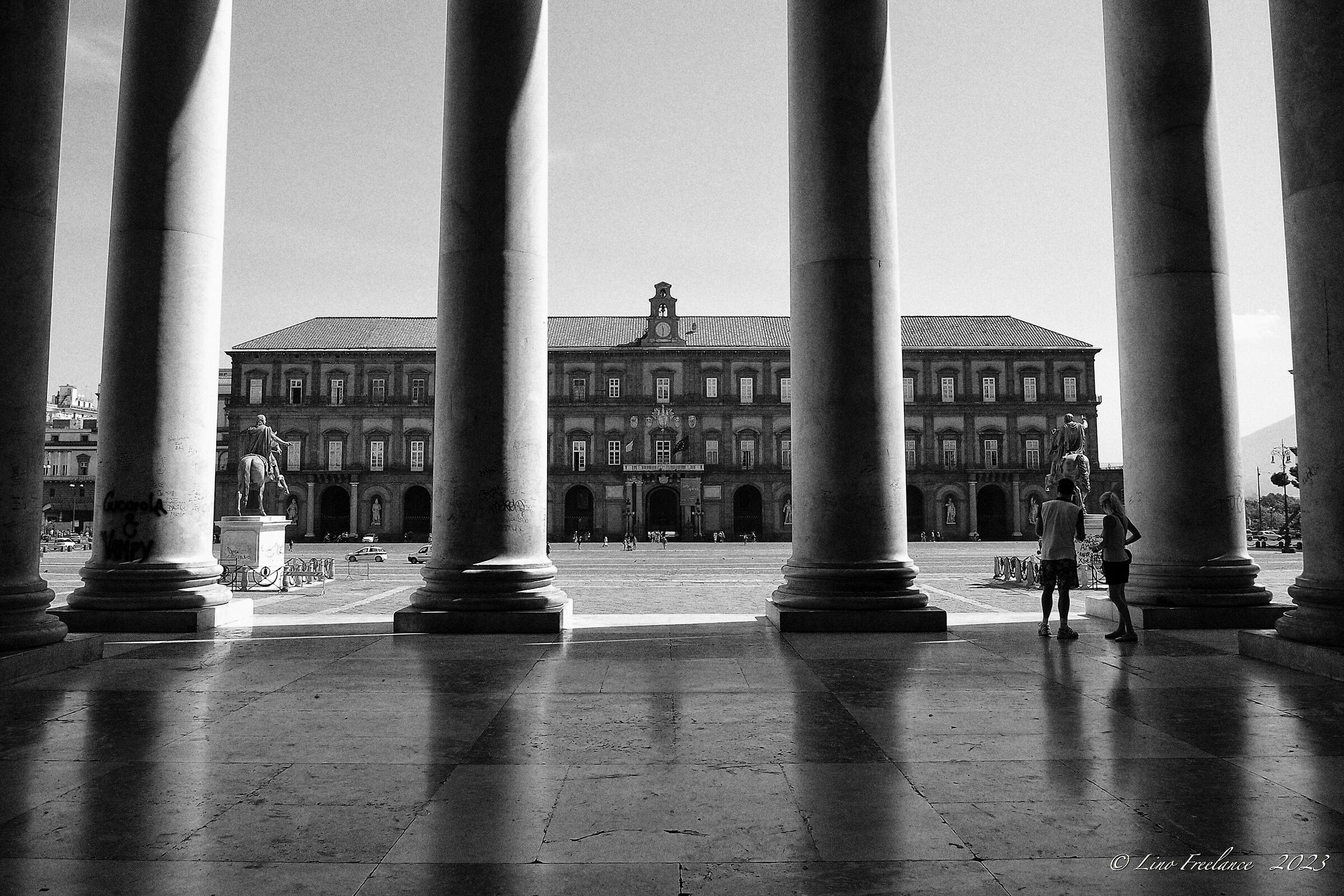 Il Colonnato di San Francesco di Paola - Napoli -