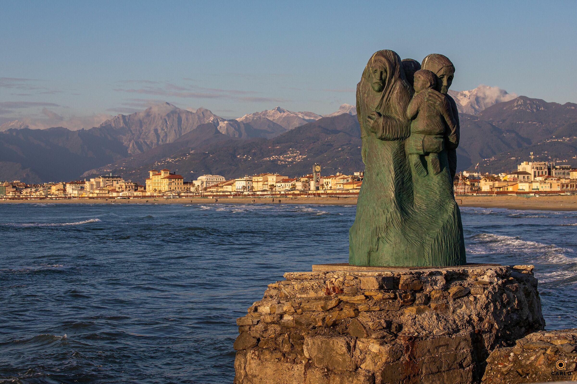 Waiting in Viareggio