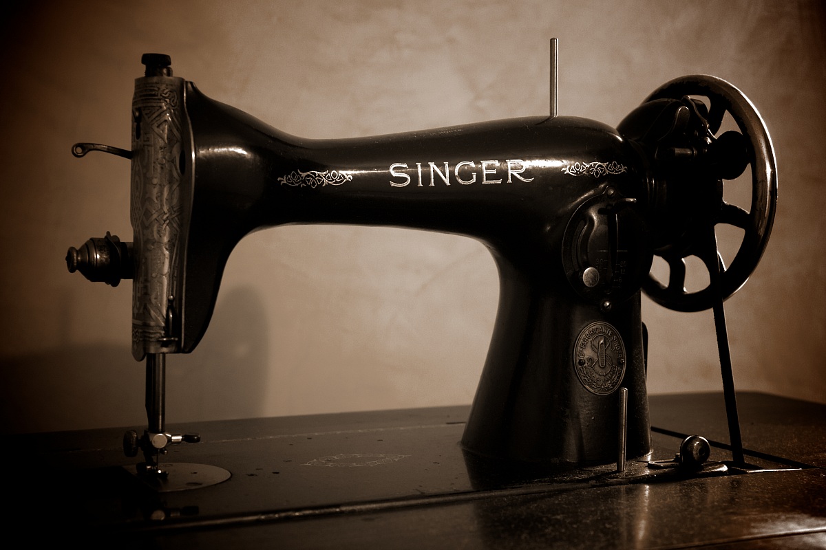 Singer Sewing Machine