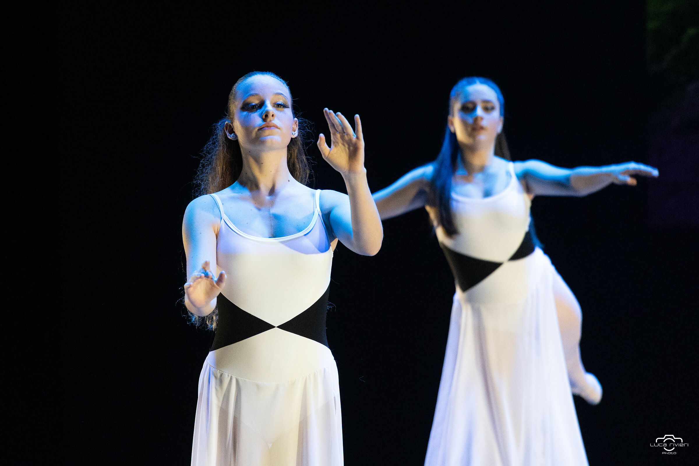 E desidero solo colori 2023