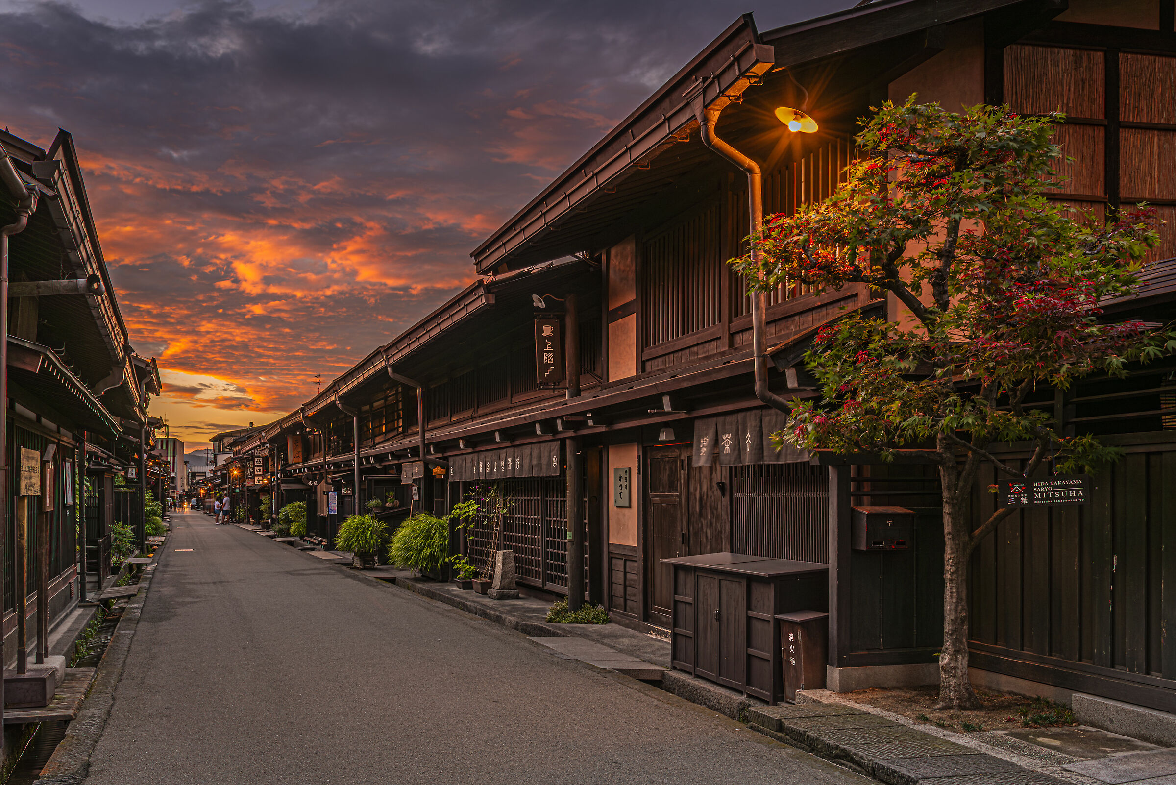 Takayama, tramonto nel via dei Samurai