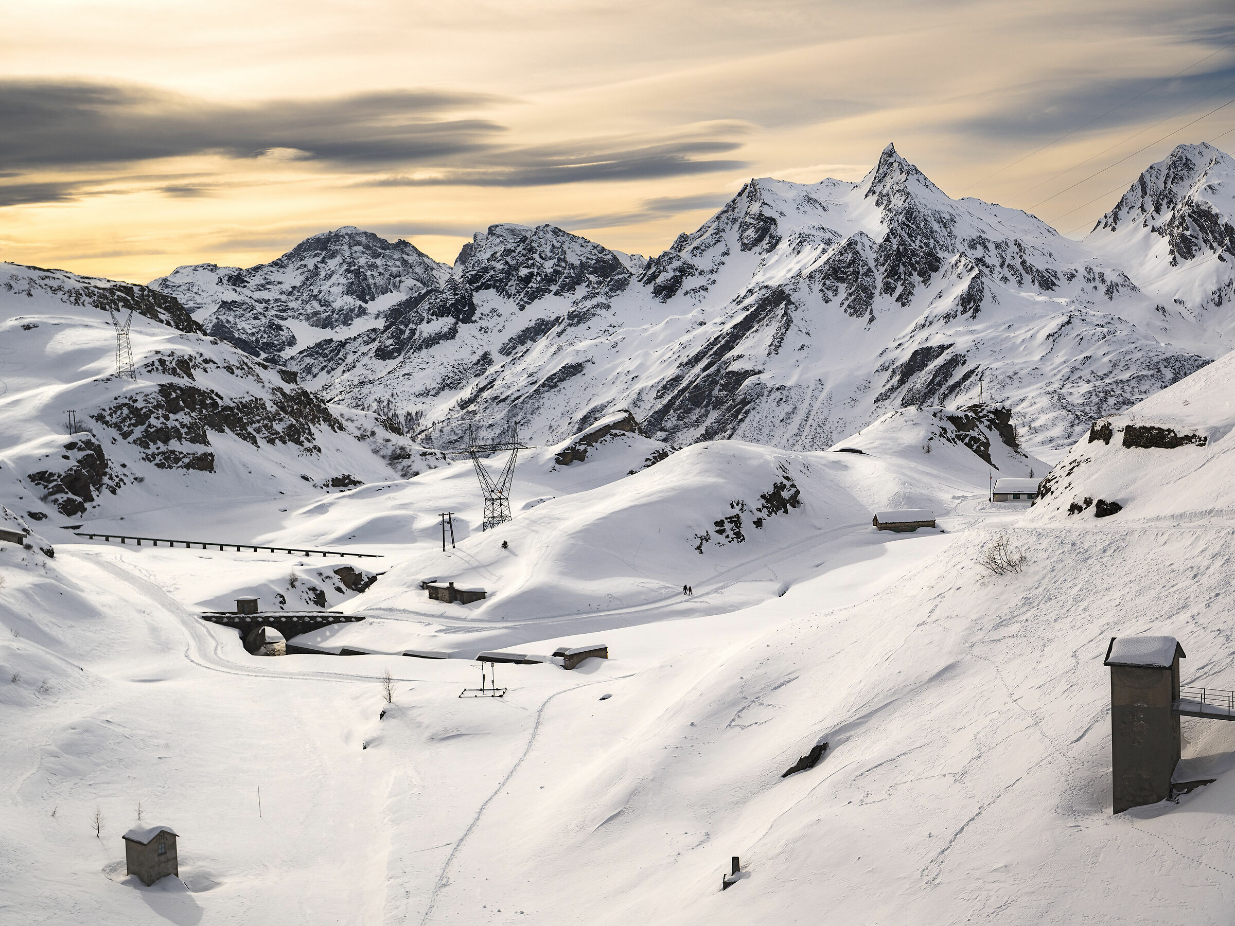Il rifugio Maria Luisa visto dal Lago Toggia