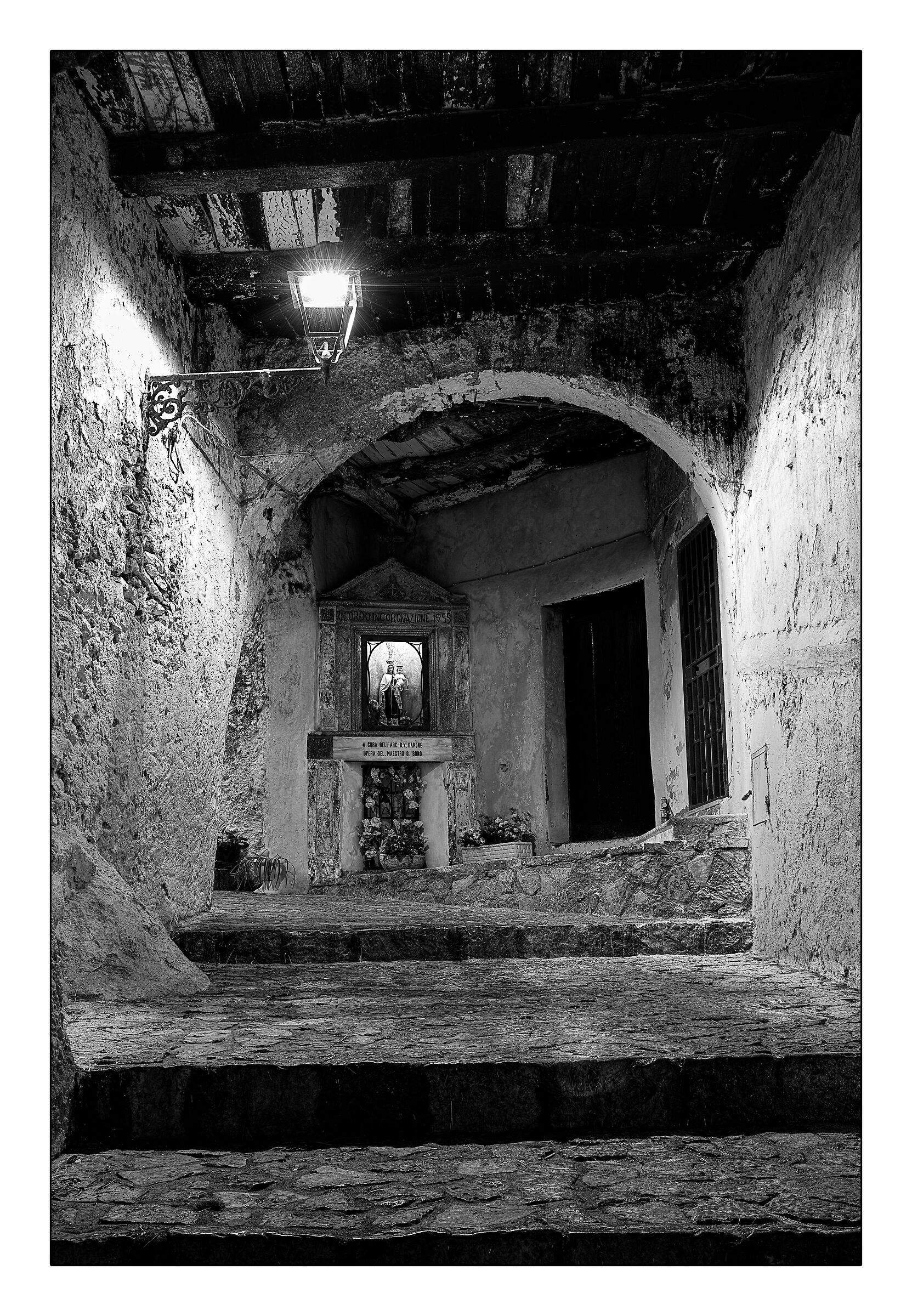 Tra i vicoli, dove il tempo si è fermato.#3