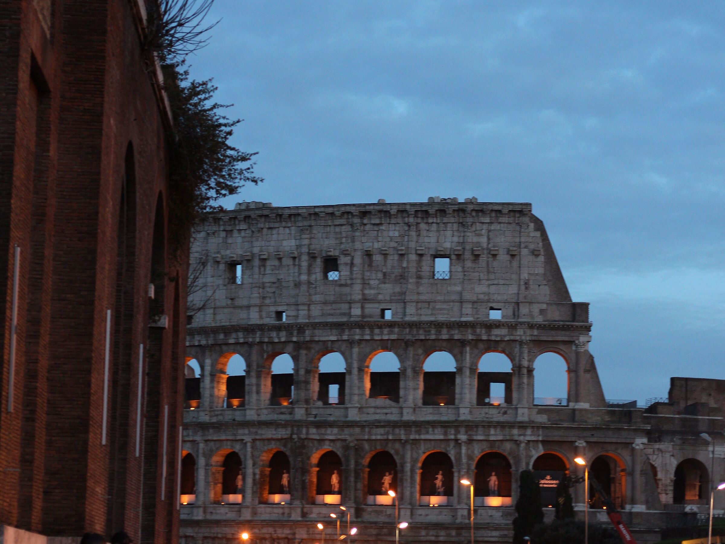 Colosseo di notte