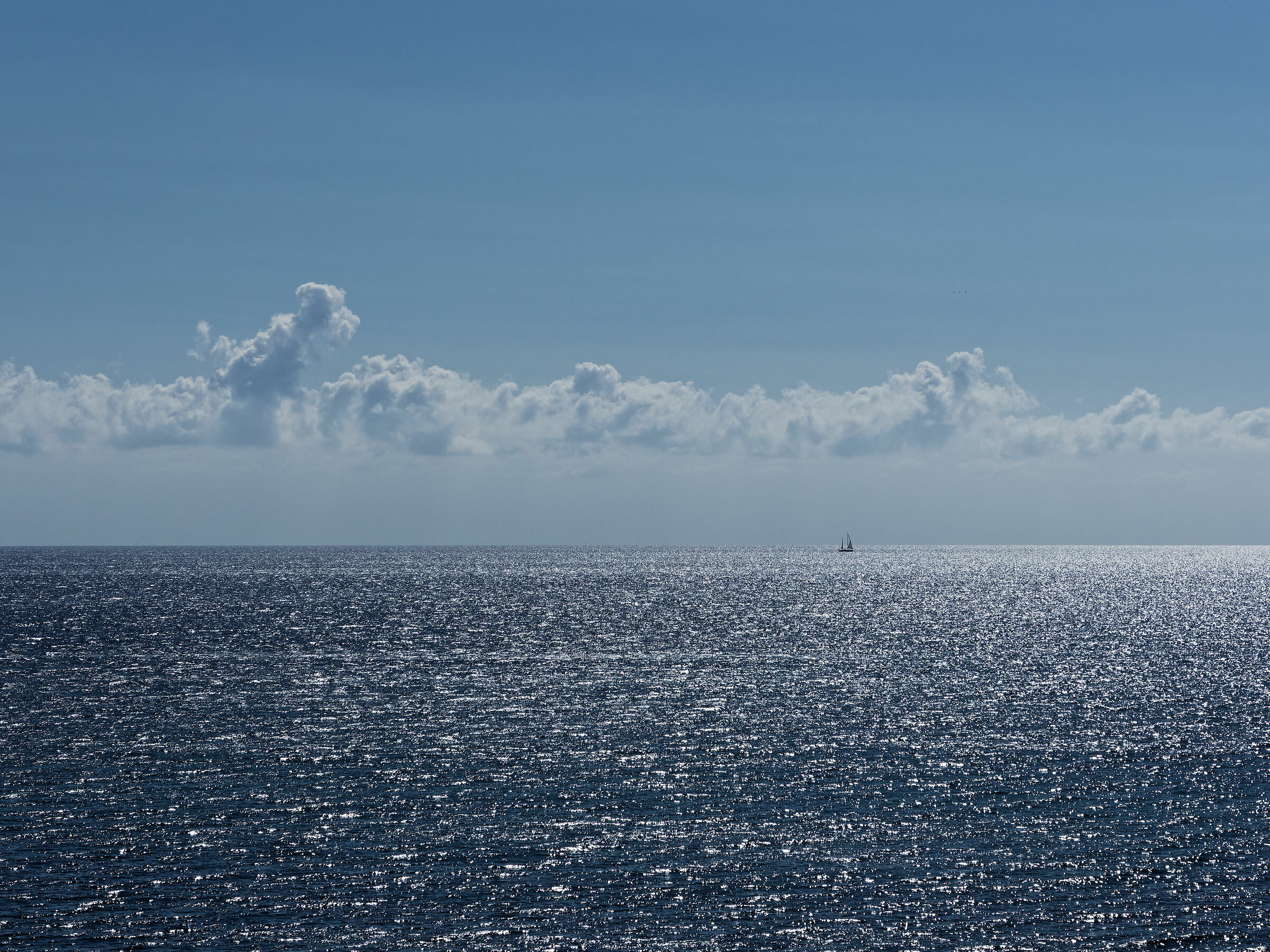 between reflections and the infinite blue