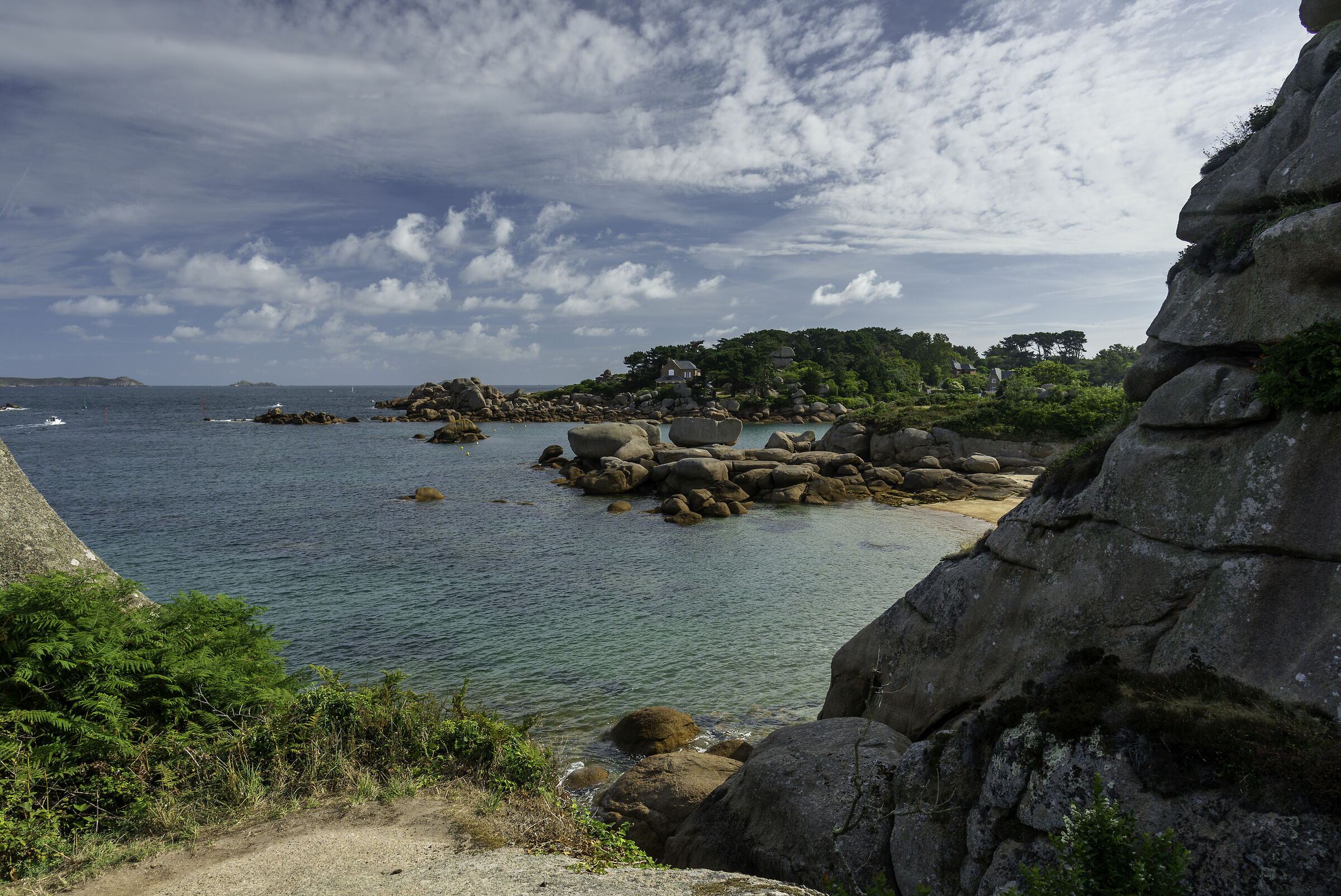 Along the Pink Granite Coast