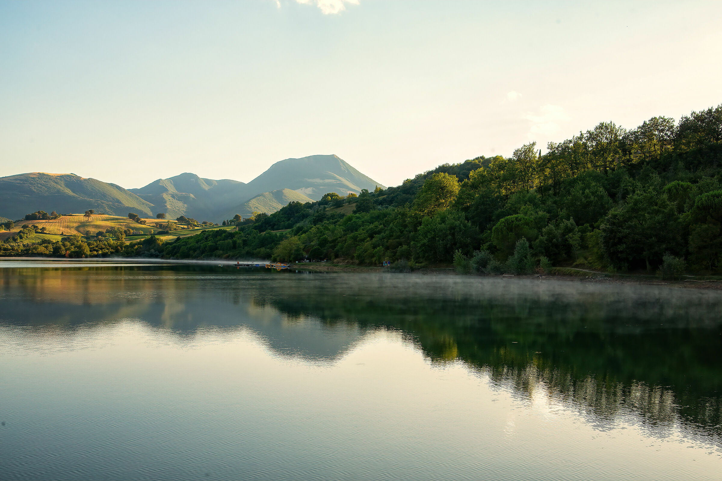 Mount on the lake