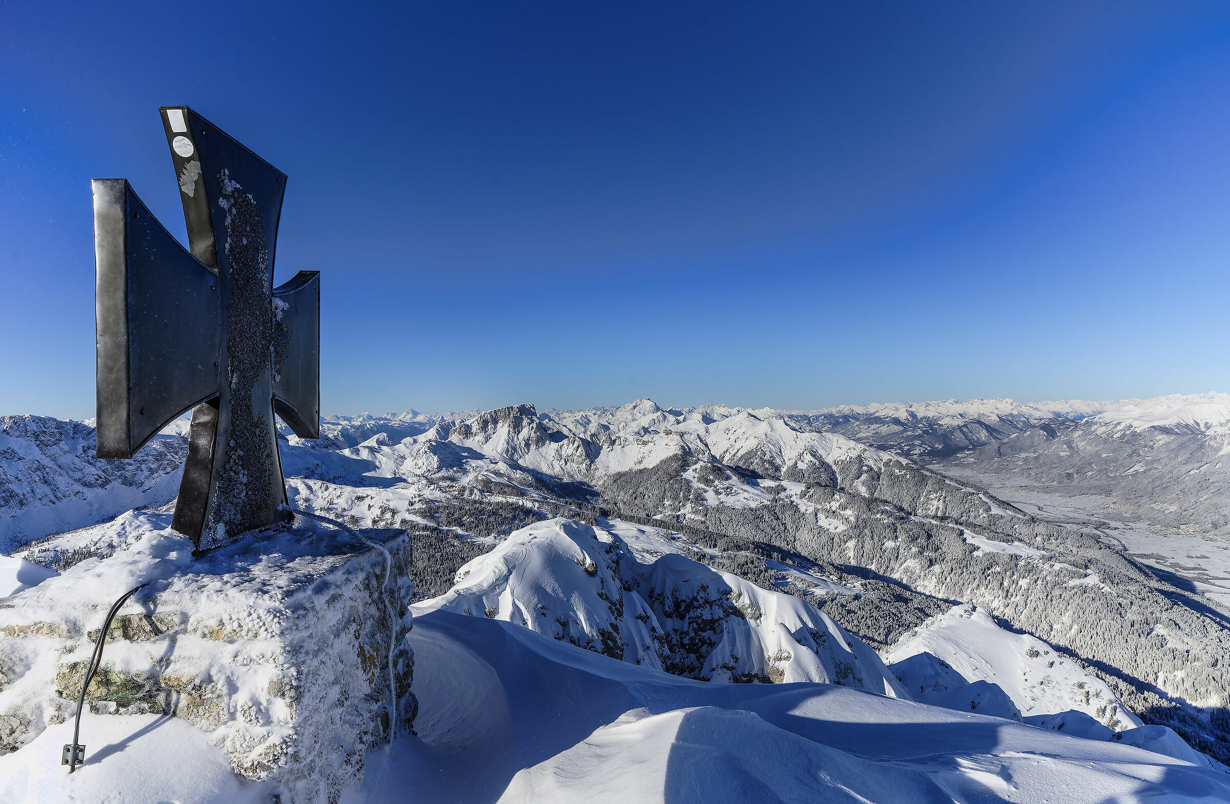Dalla cima del Gartnerkofel , alpi carniche di confine