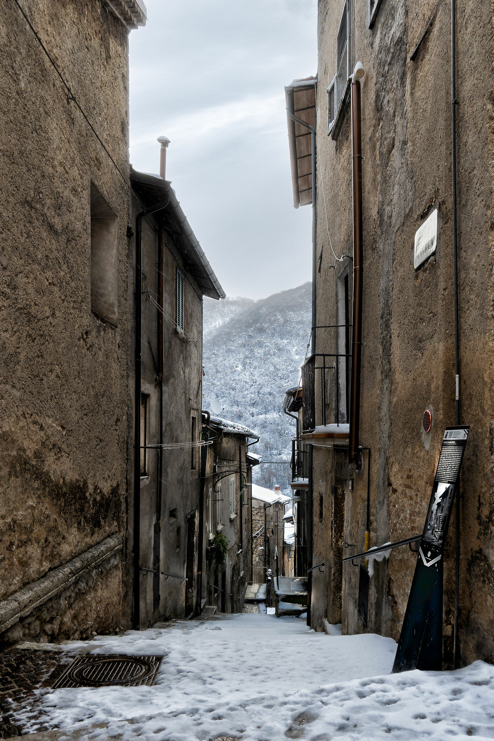 Glimpses of Scanno