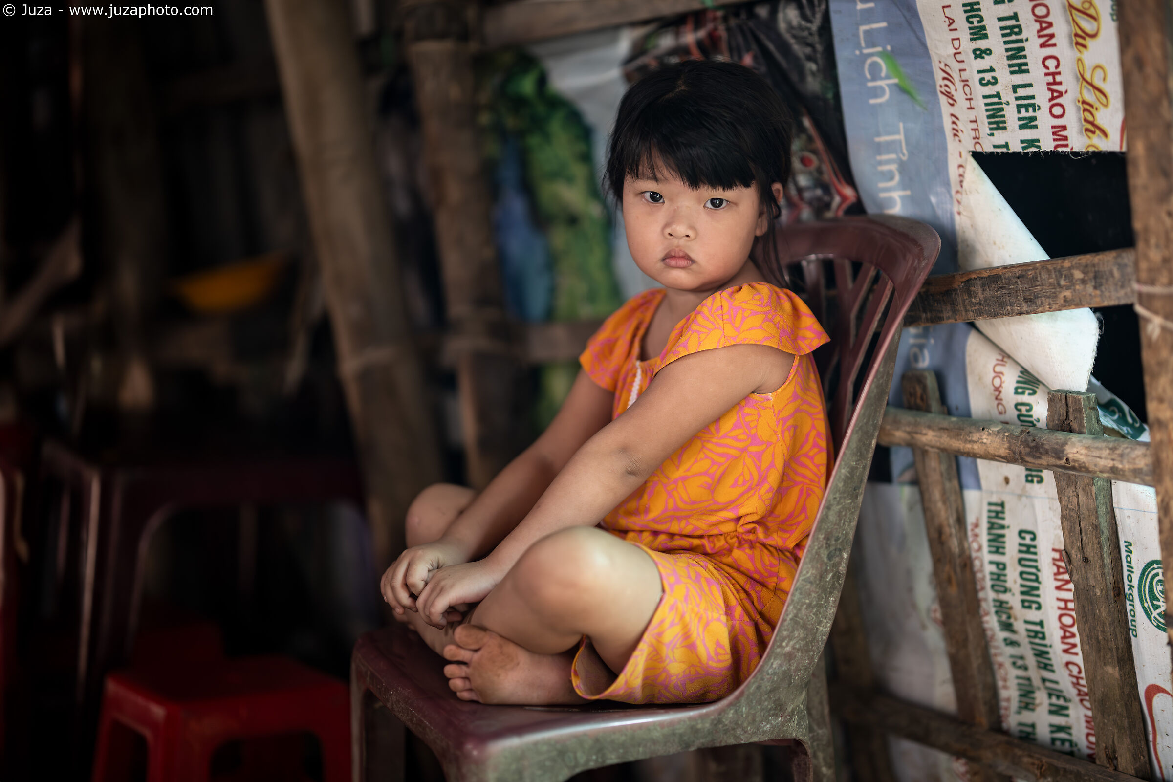 La bambina in arancione, Bac Lieu