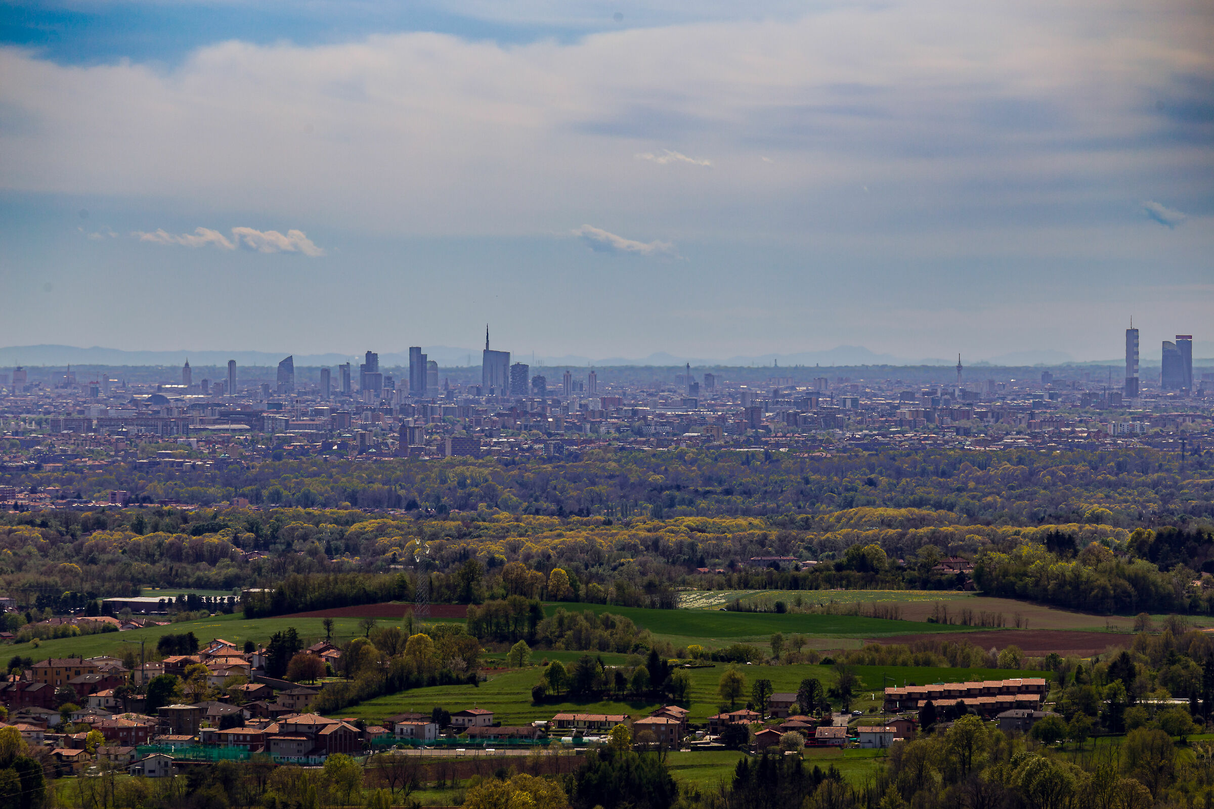 Milano vista da Montevecchia