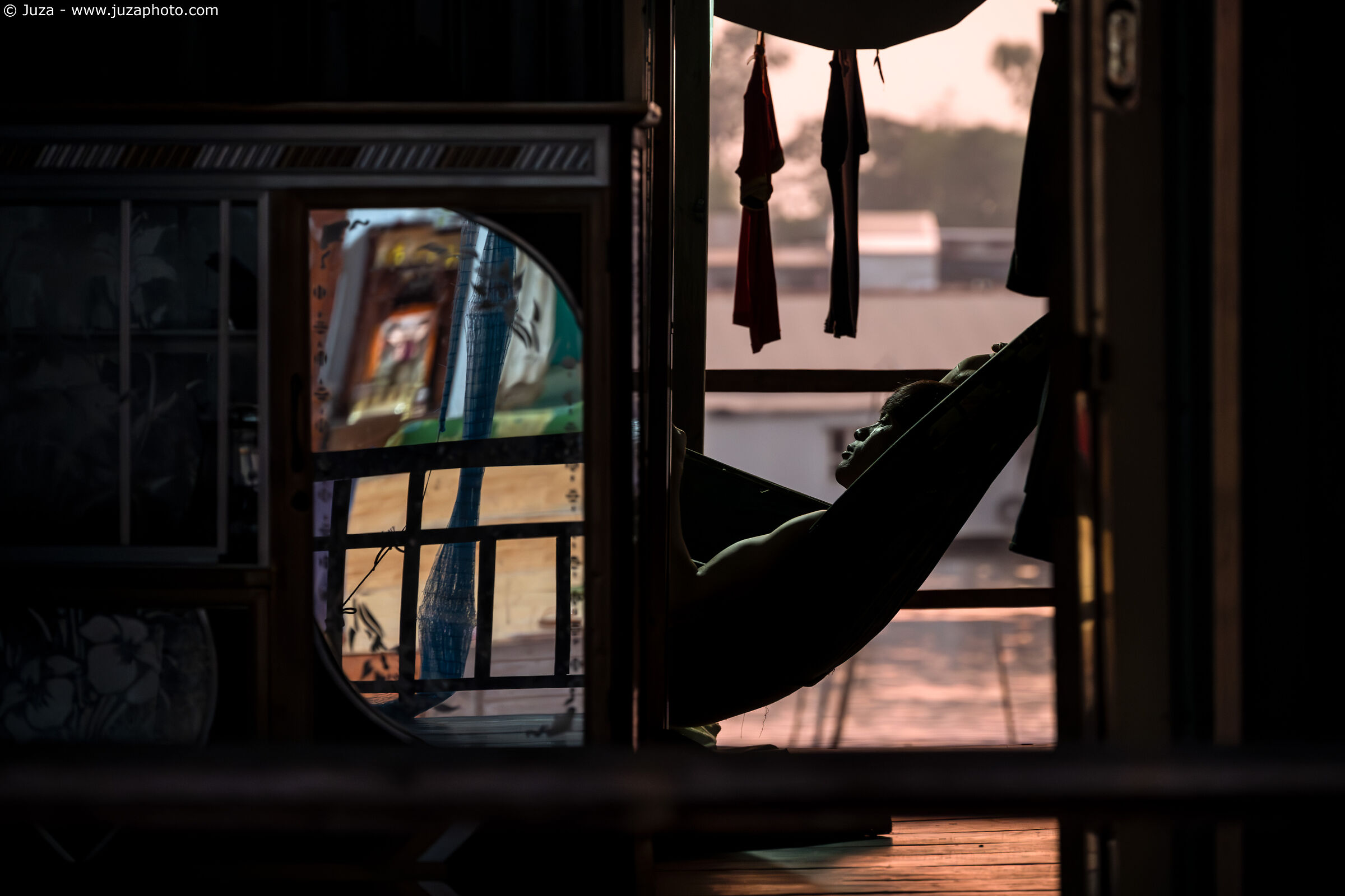 Lo specchio e l'amaca