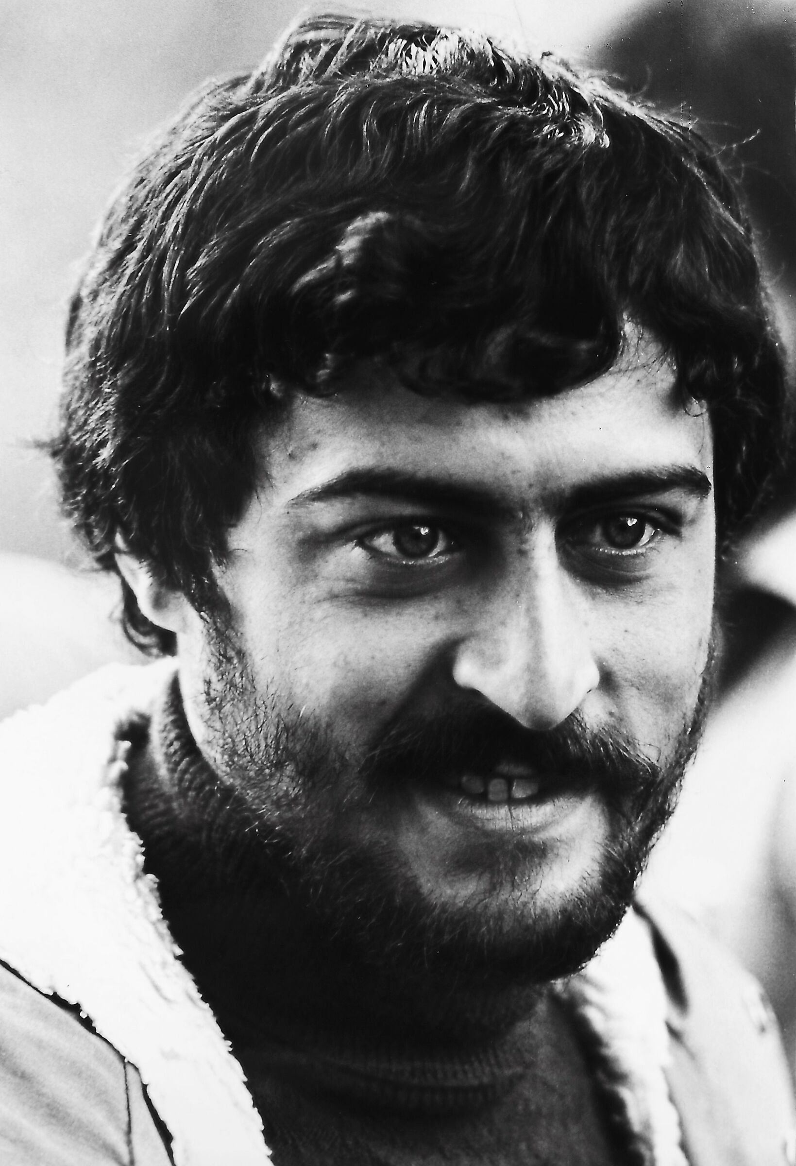 Seduto in quel caffè...