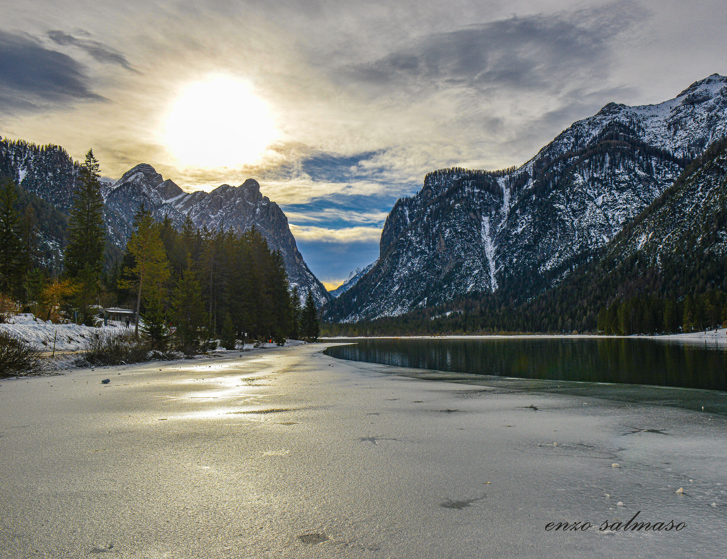 Lago Dobbiaco inverno