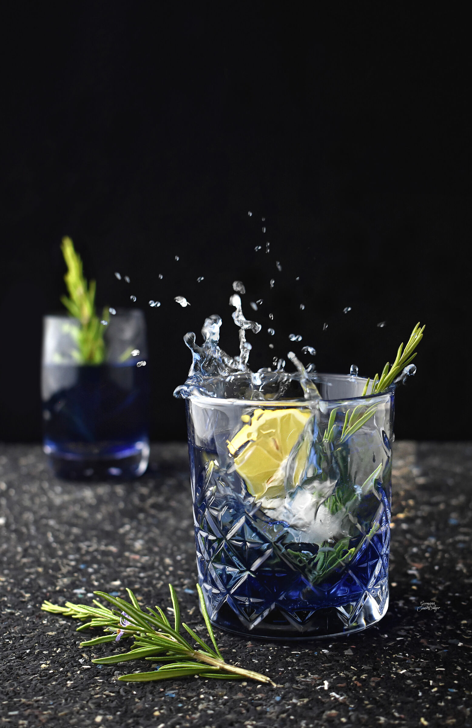 Blue Angel cocktail splash