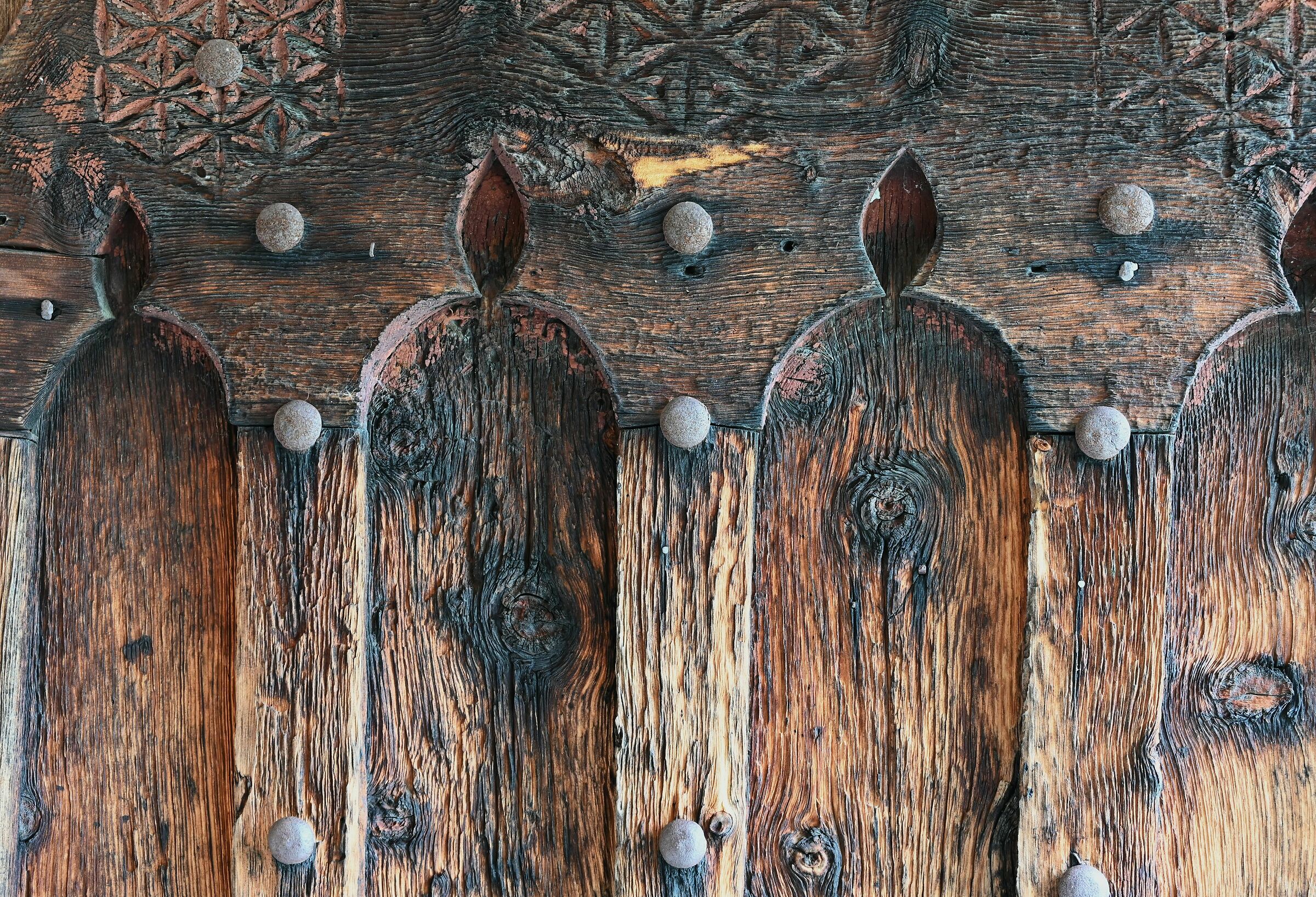 Adoro il legno lavorato dal tempo.