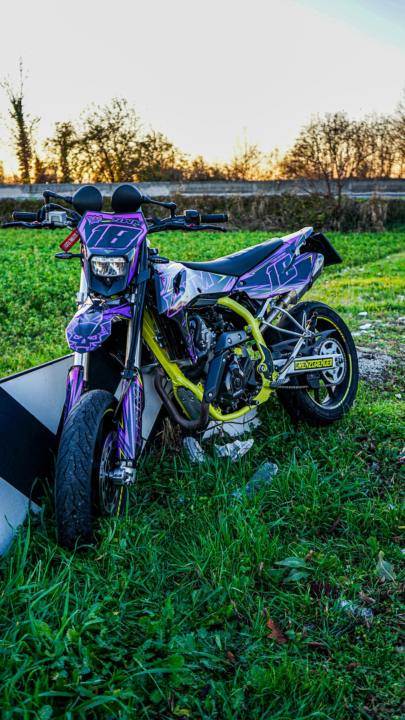 SWM 125