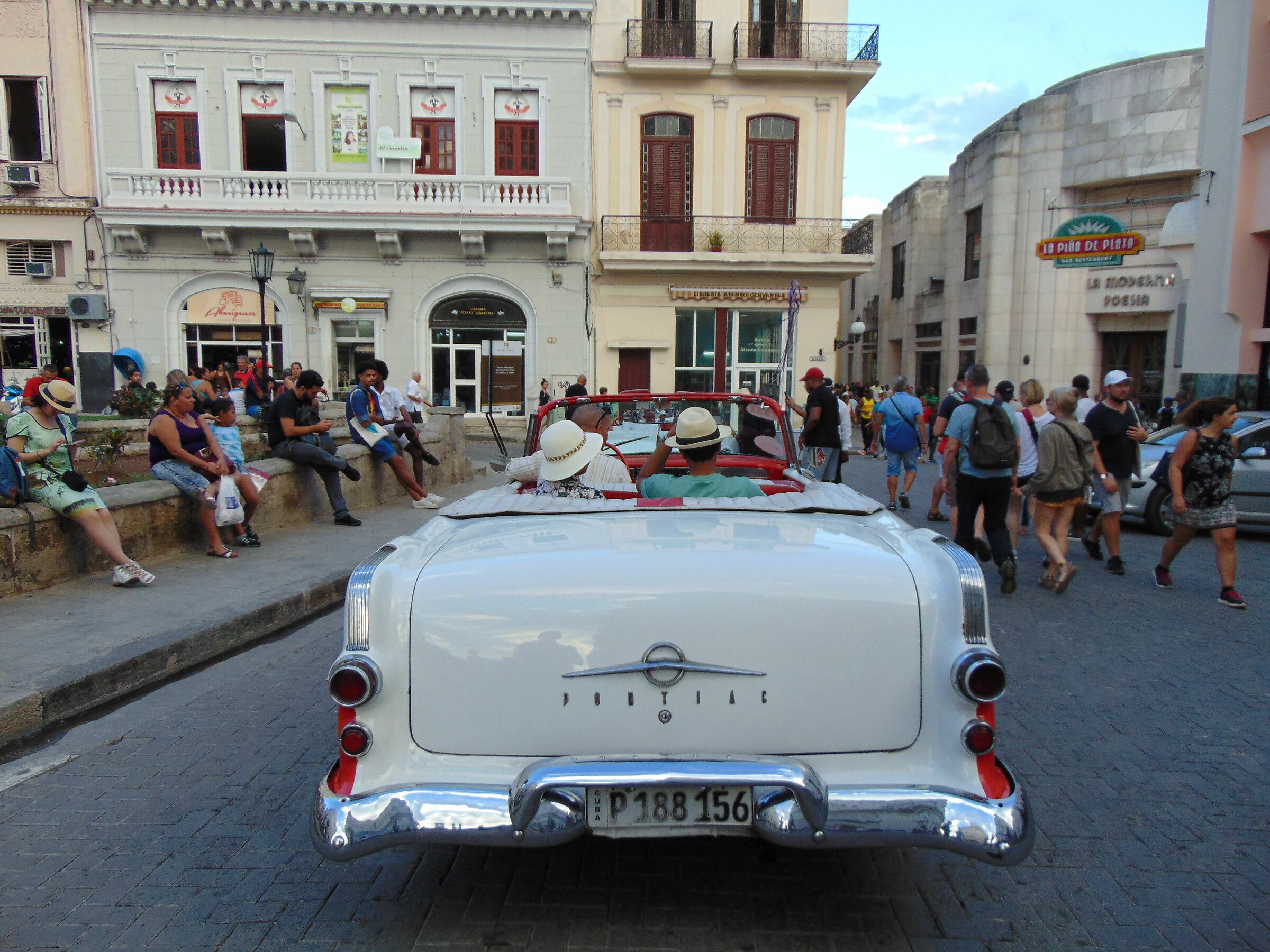 Old Car in Havana