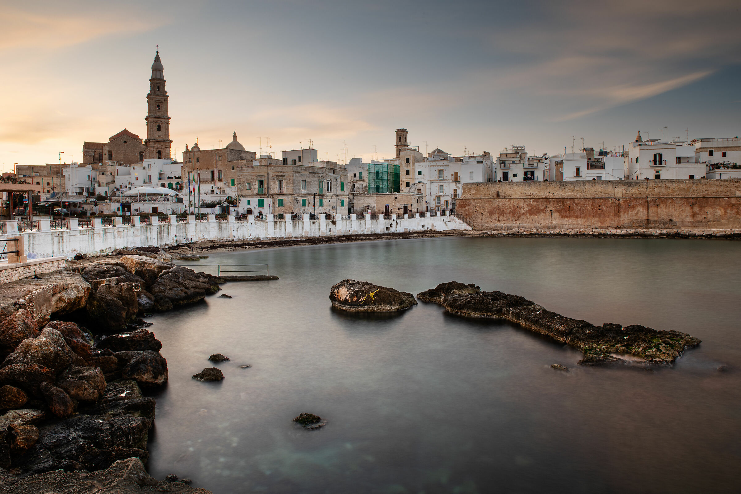 Monopoli al Tramonto