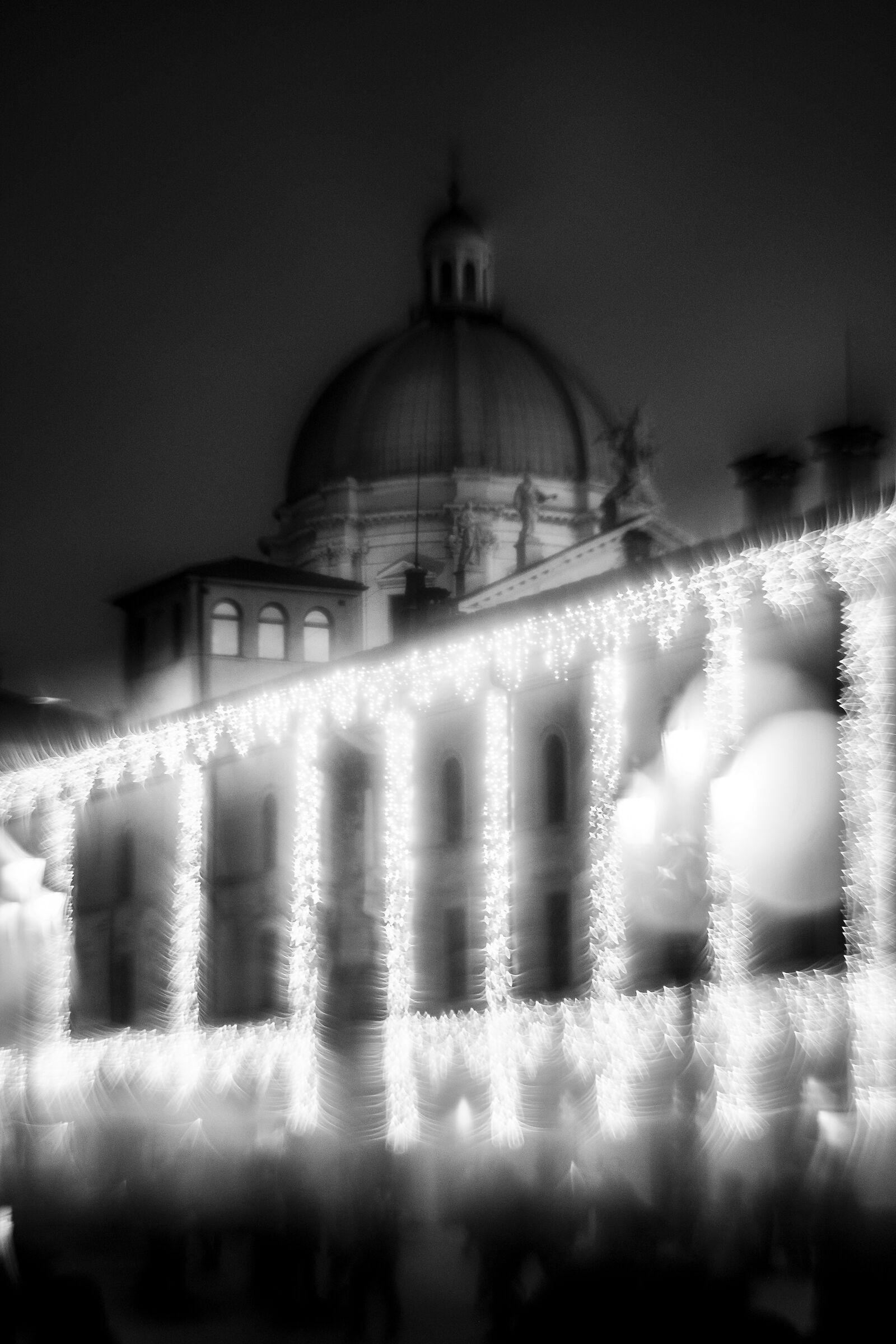 I remember a square and a lot of lights, but I was dreaming.