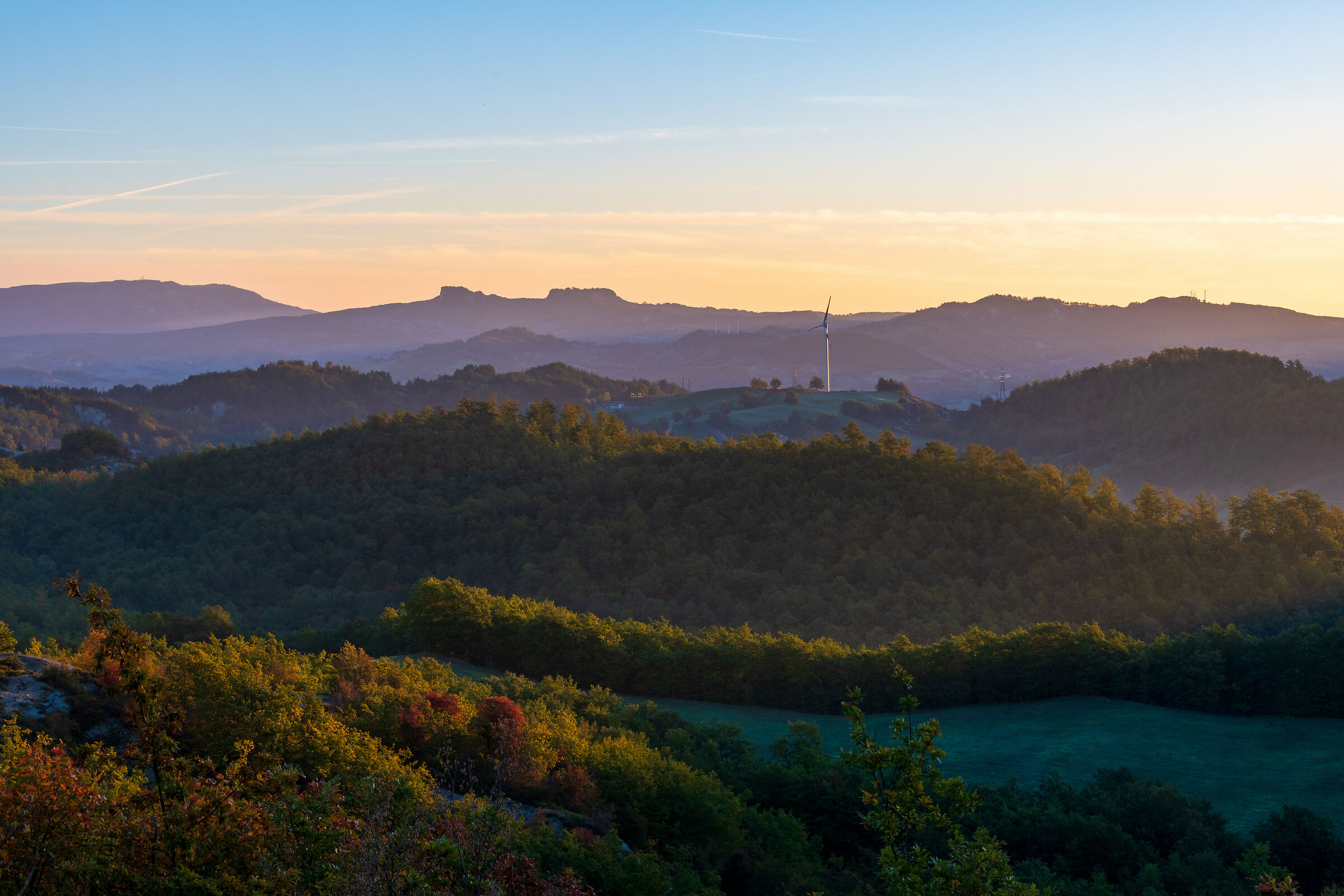 Dal Valico di Viamaggio all'alba