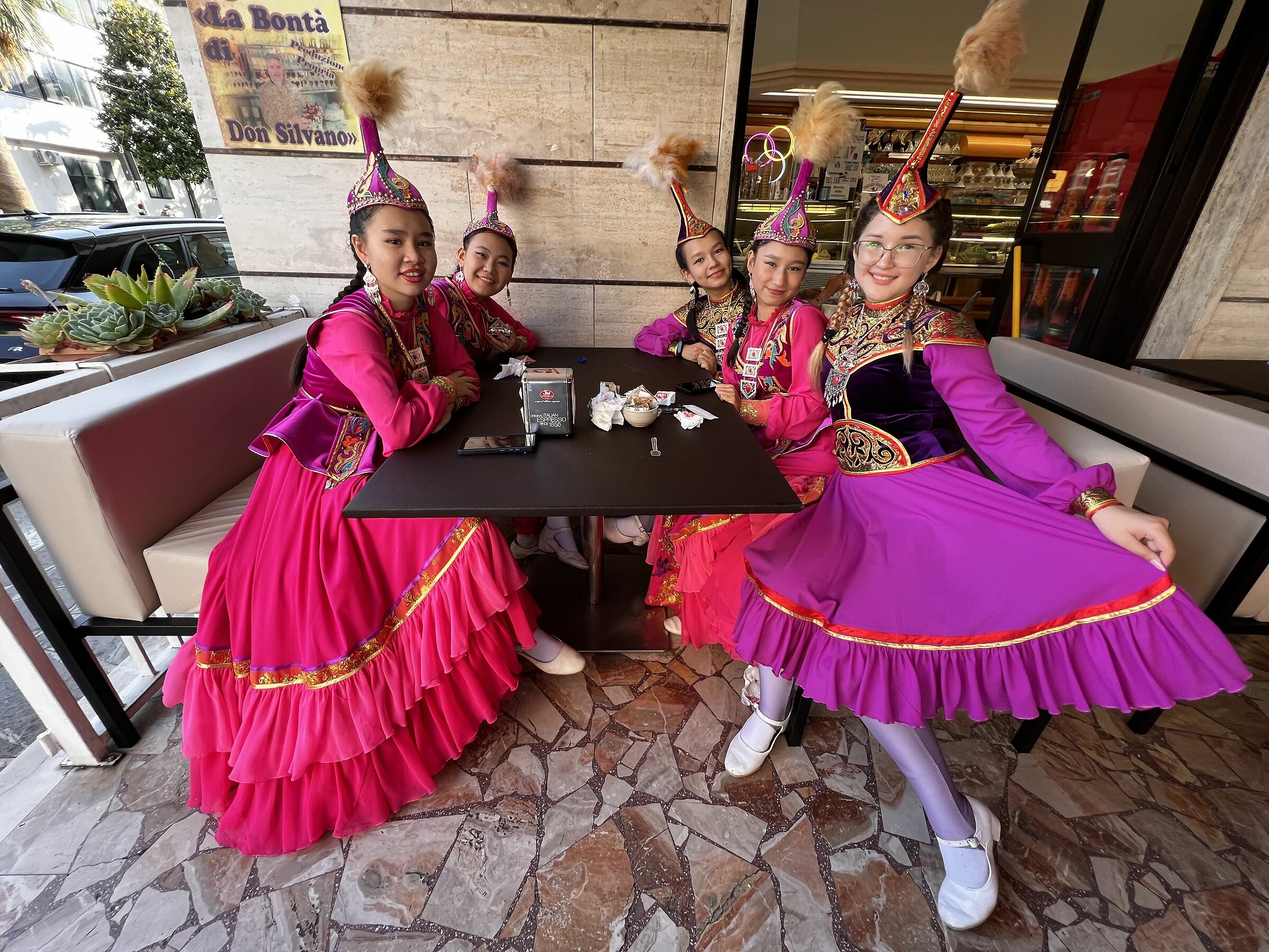 I try to flatter the girls of Kazakhstan!