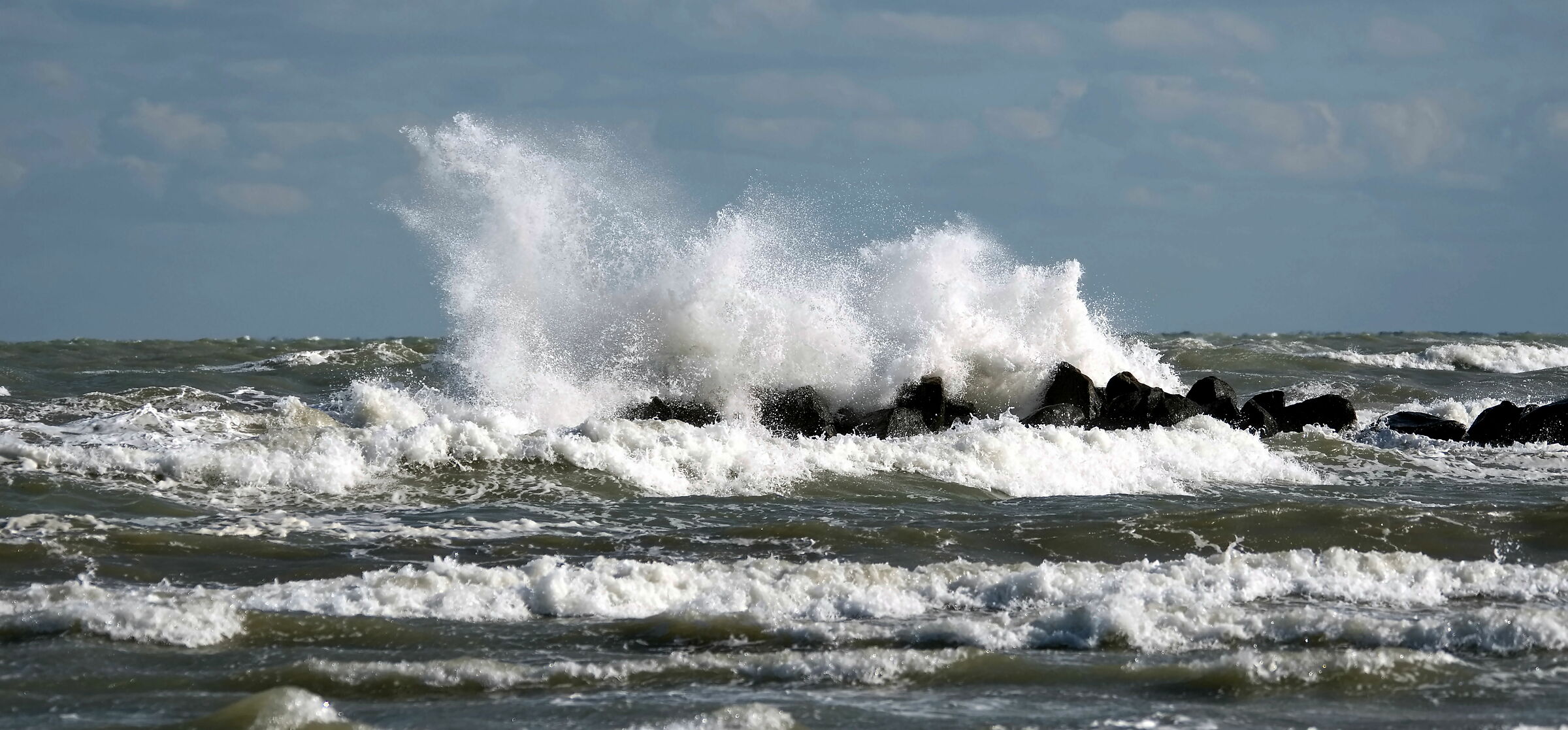 Mare mosso Lido degli Scacchi