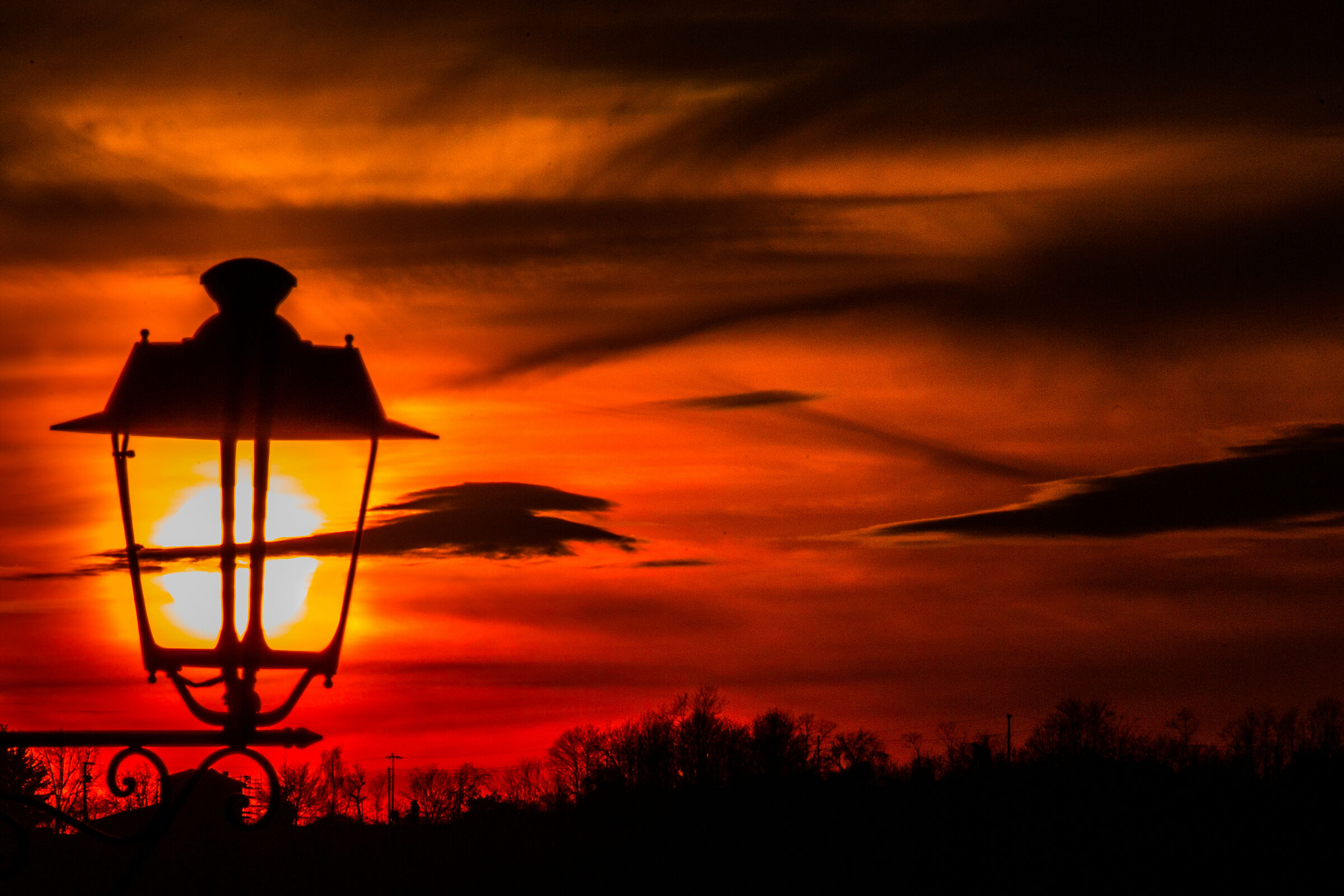 Si accende il Tramonto ..