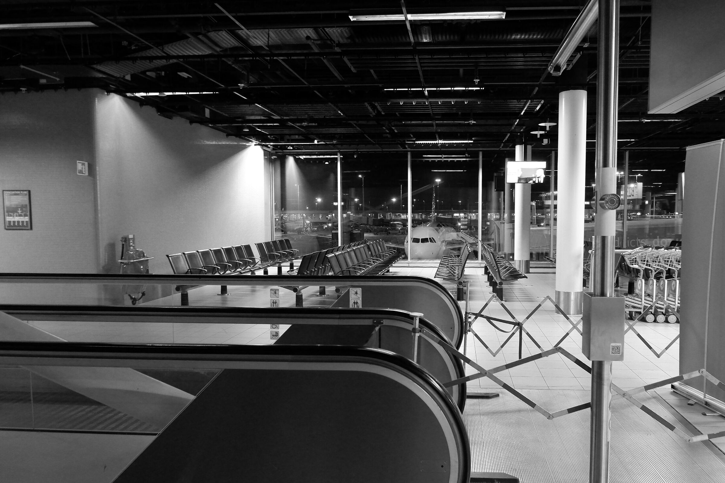 Amsterdam: una notte in aereoporto