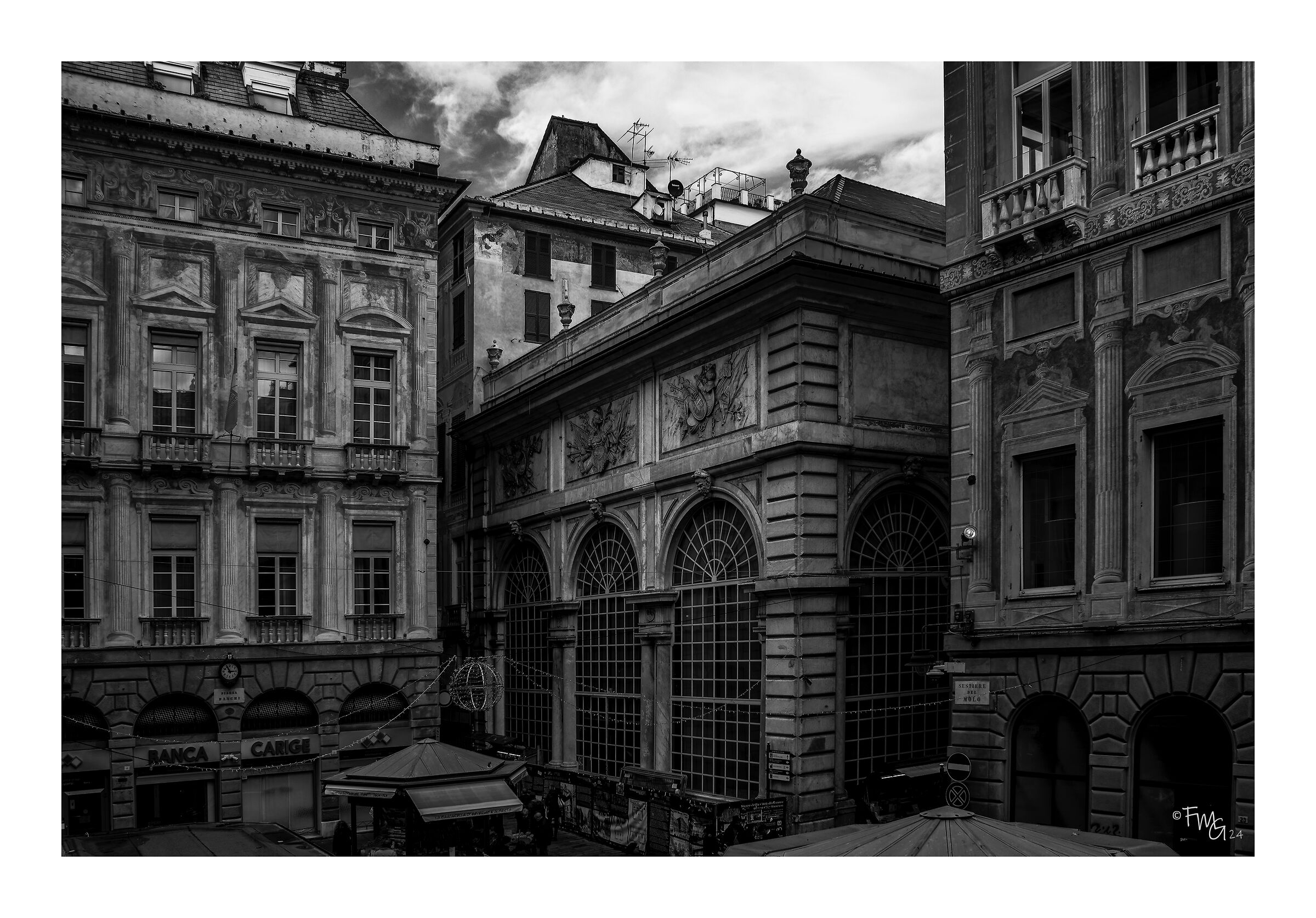 Piazza Bianchi Genova