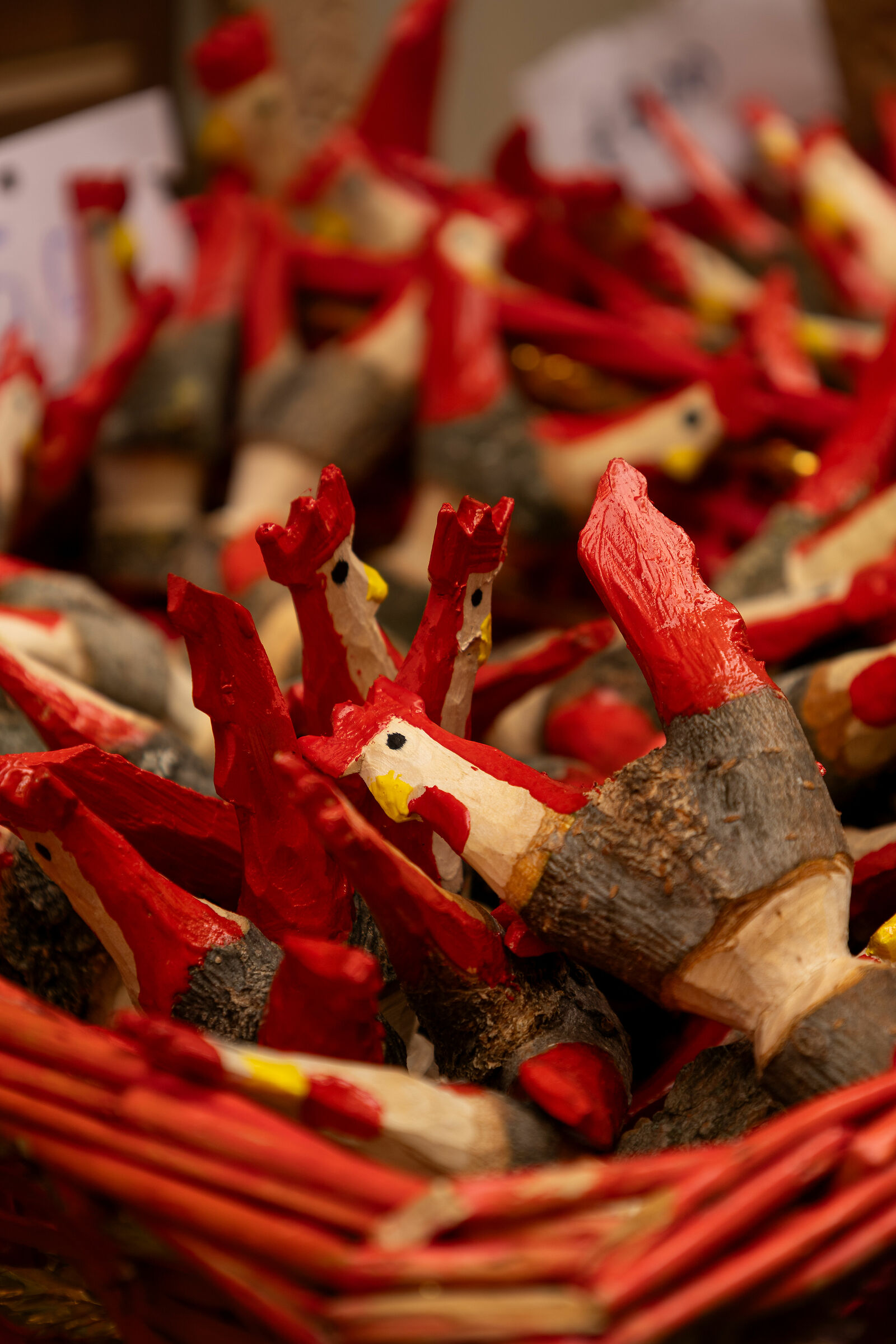 Aosta Valley wooden cockerels - Fiera di Sant'Orso
