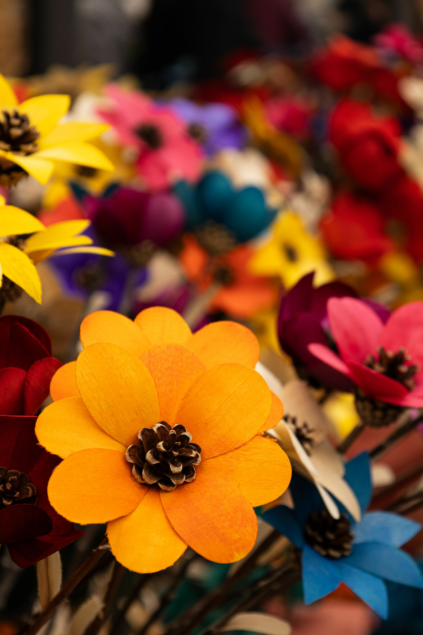 Wooden flowers - Sant'Orso Fair